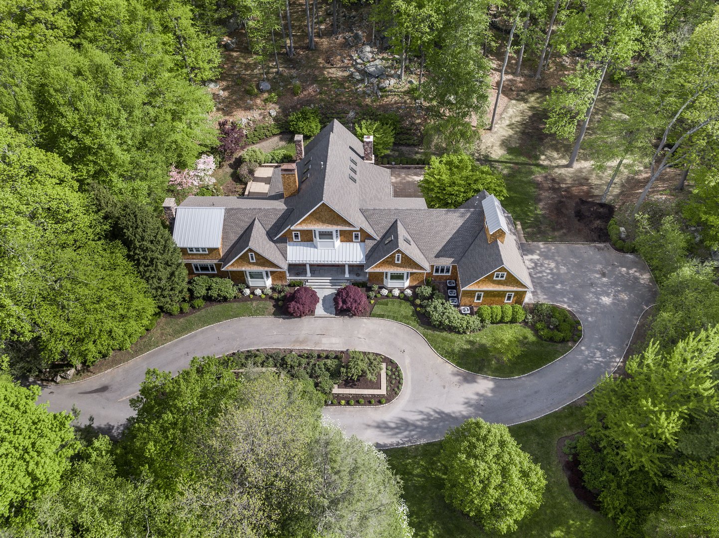 22 Davis Drive Photo 1