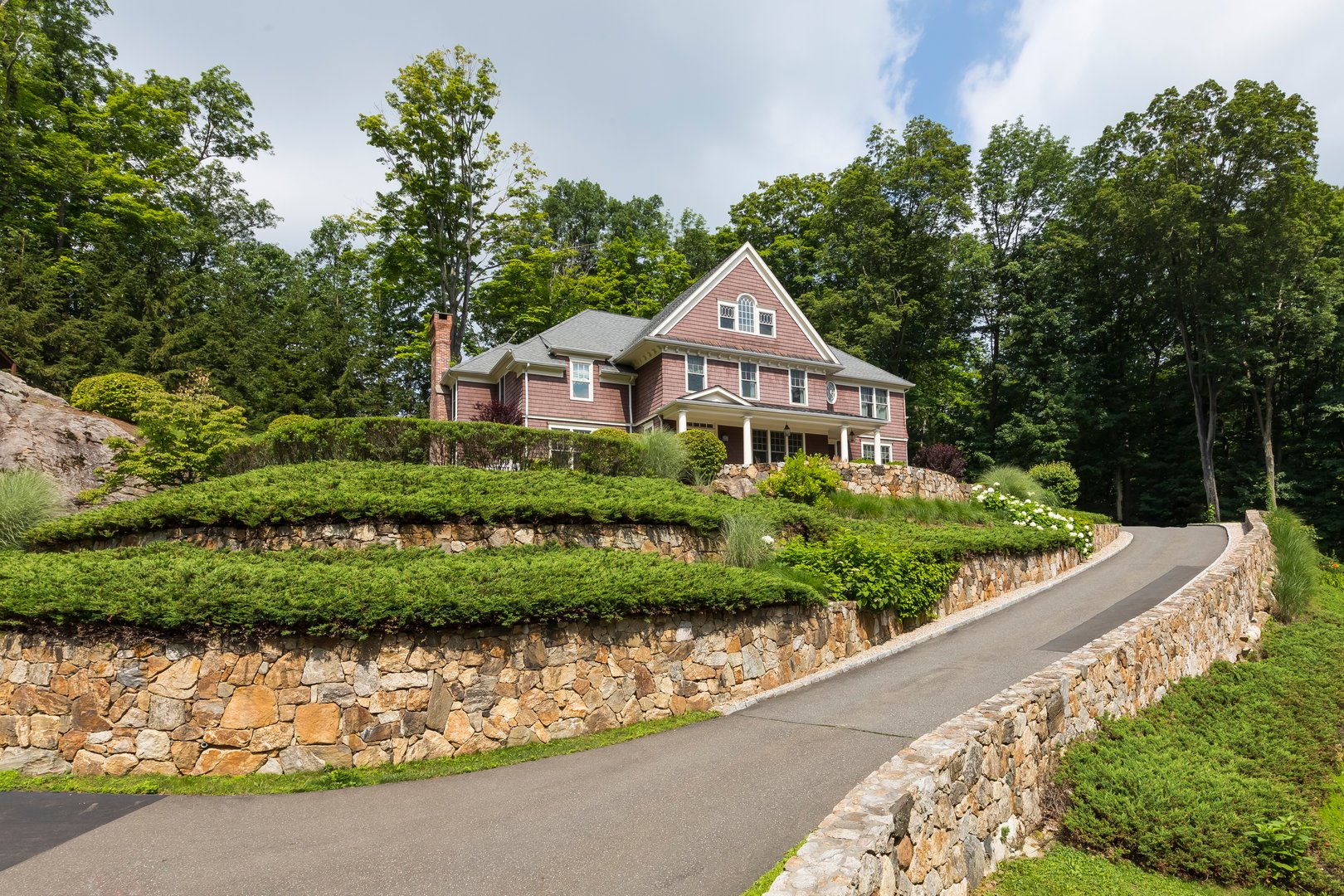 10 Saw Mill Hill Road Photo 1