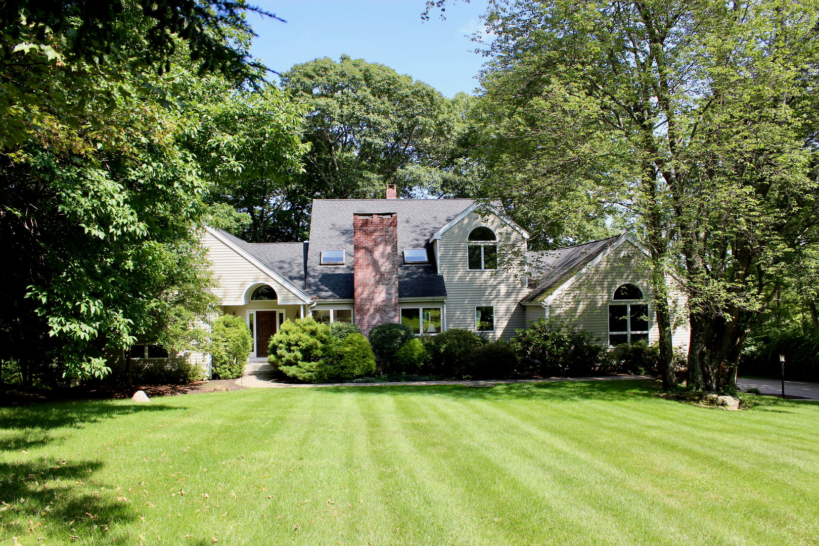 161 West Hyerdale Drive Photo 1