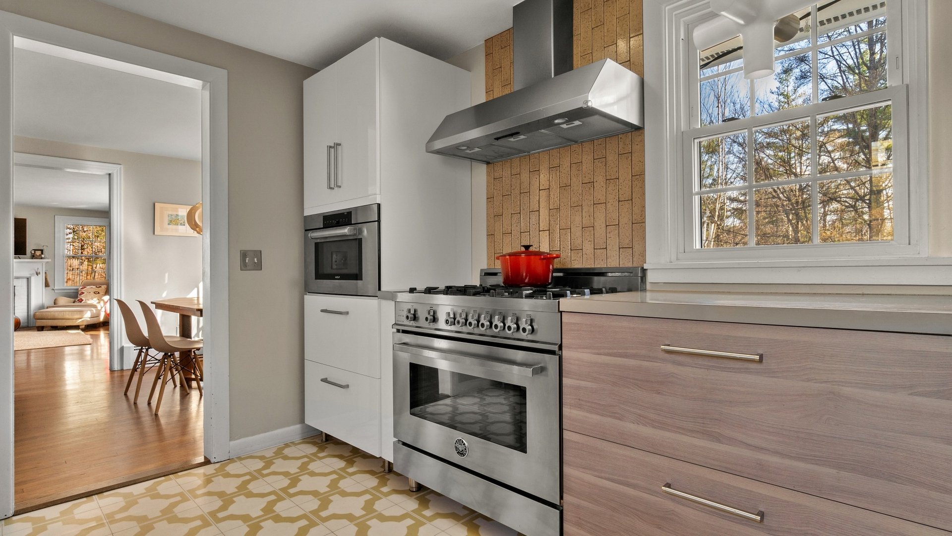 185 Stockbridge Rd Photo 7