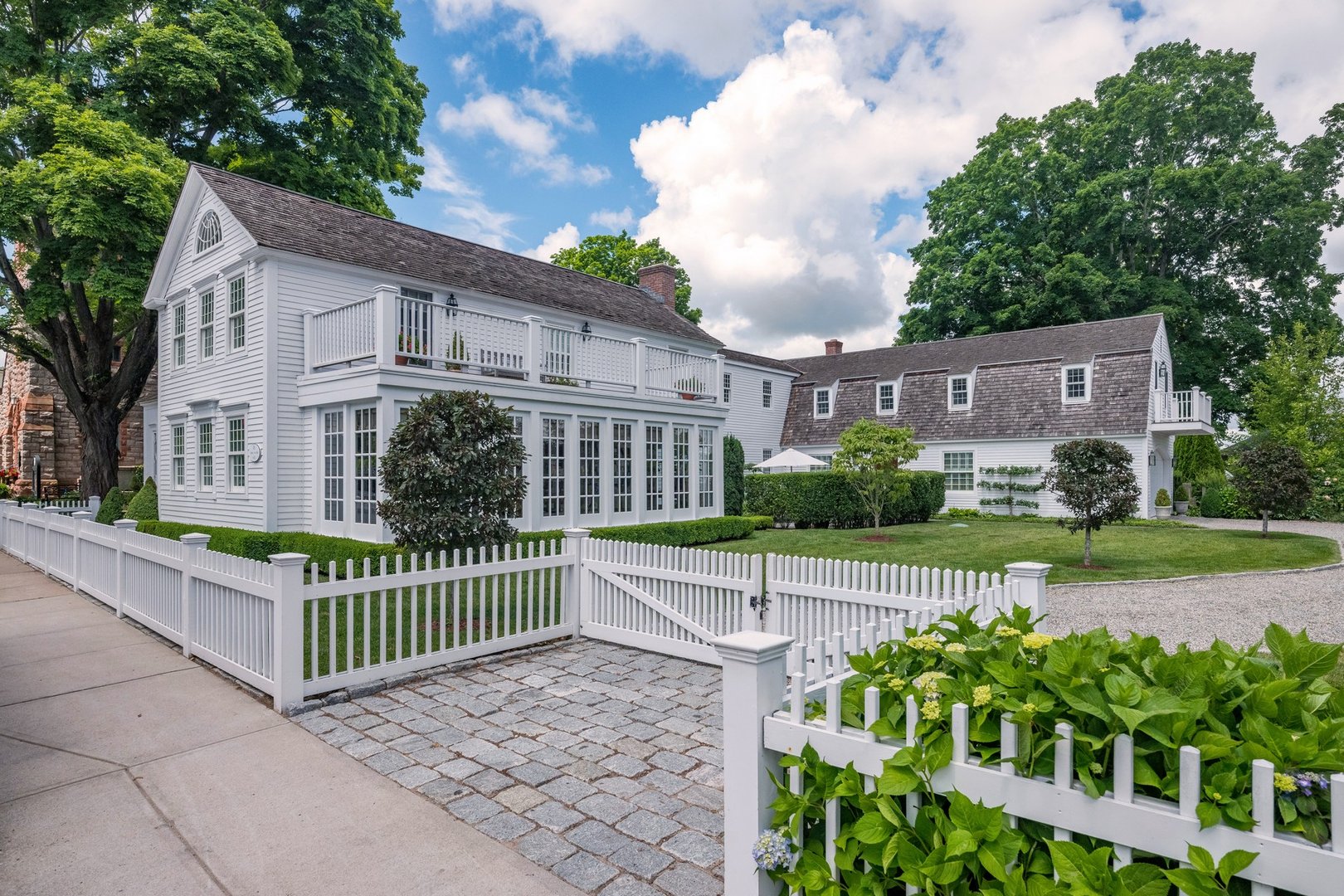 25 Main Street Photo 1