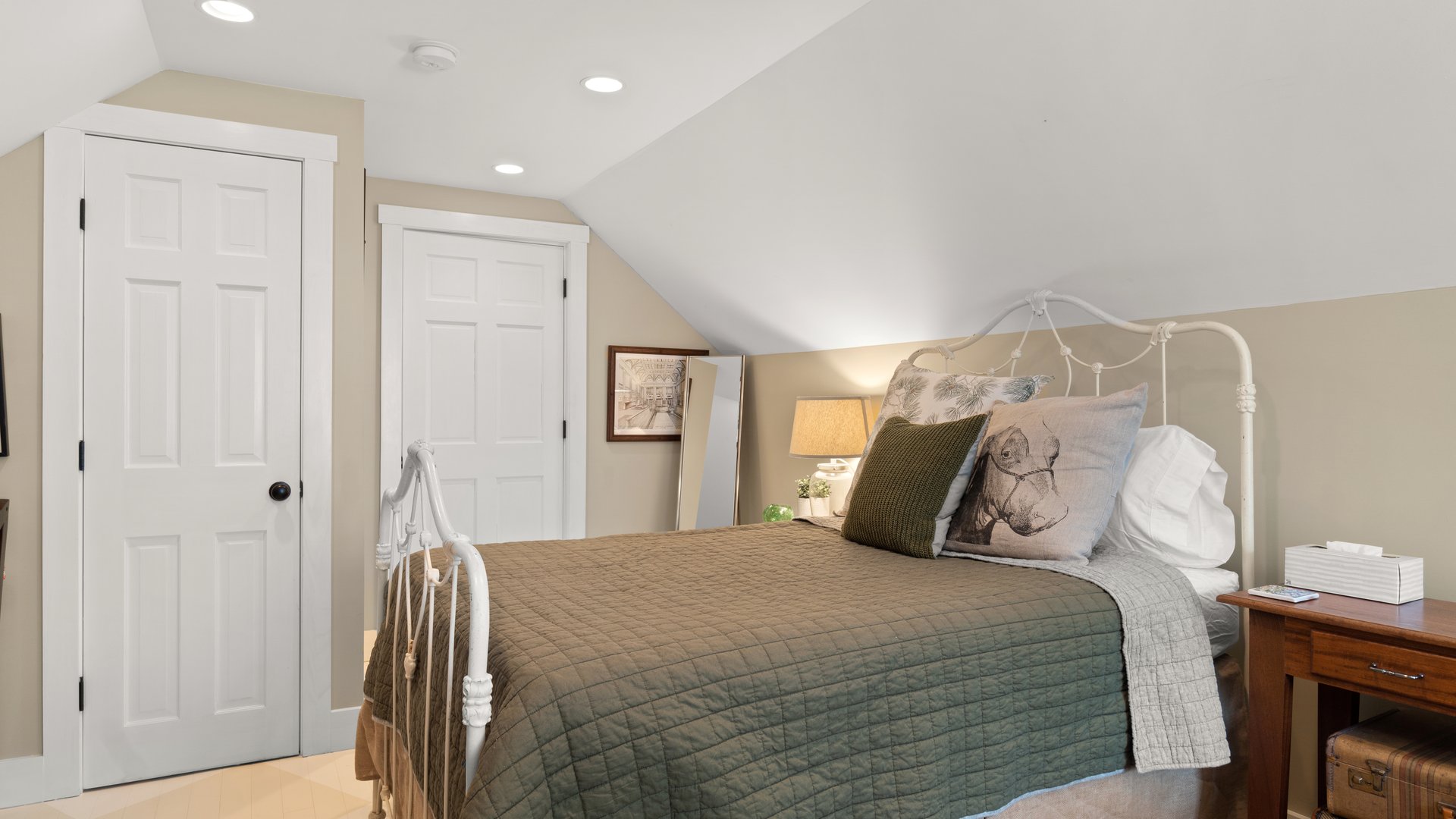 4 Madisons Way Photo 43