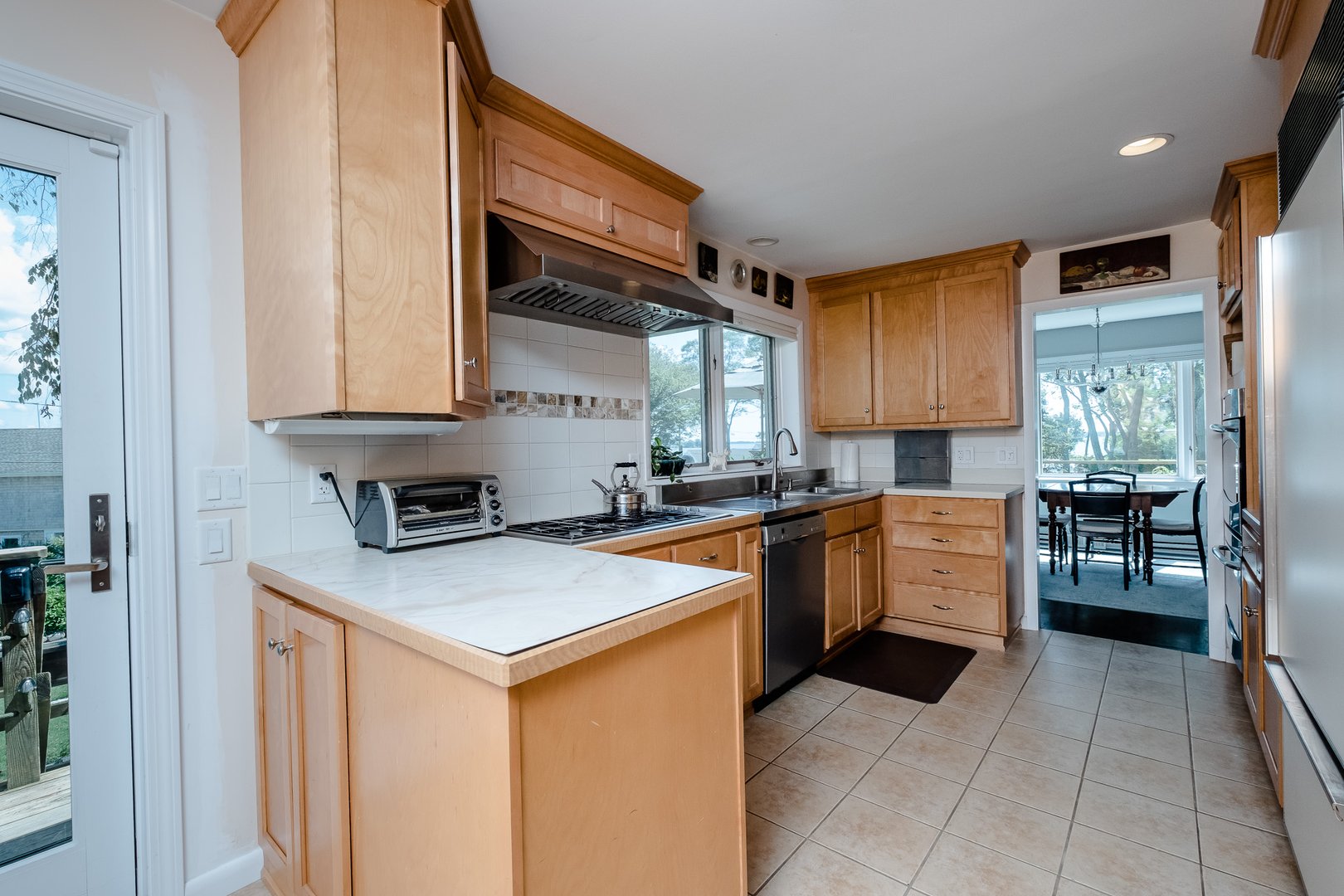 10 Morgan Point Photo 16