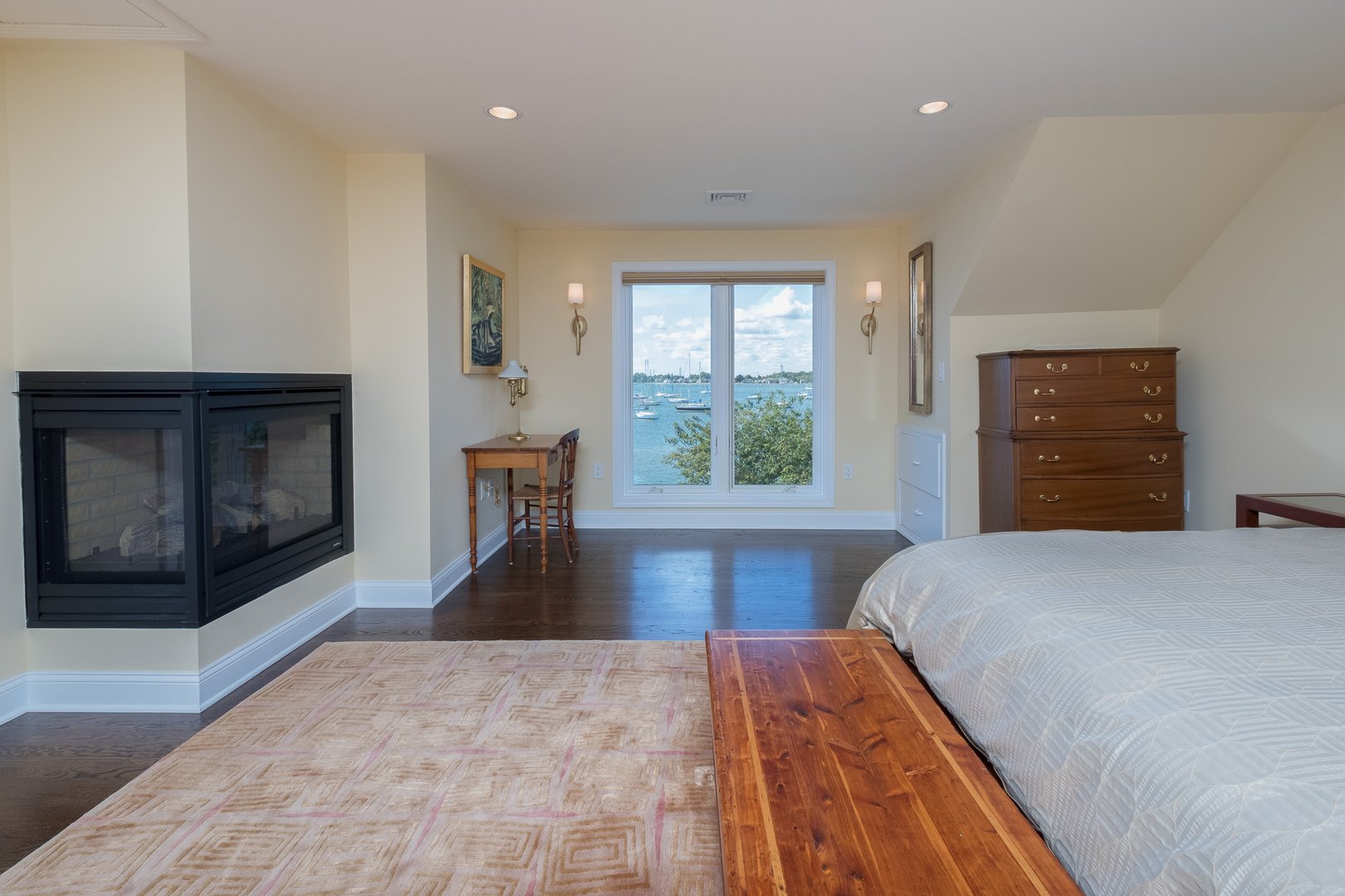 10 Morgan Point Photo 26