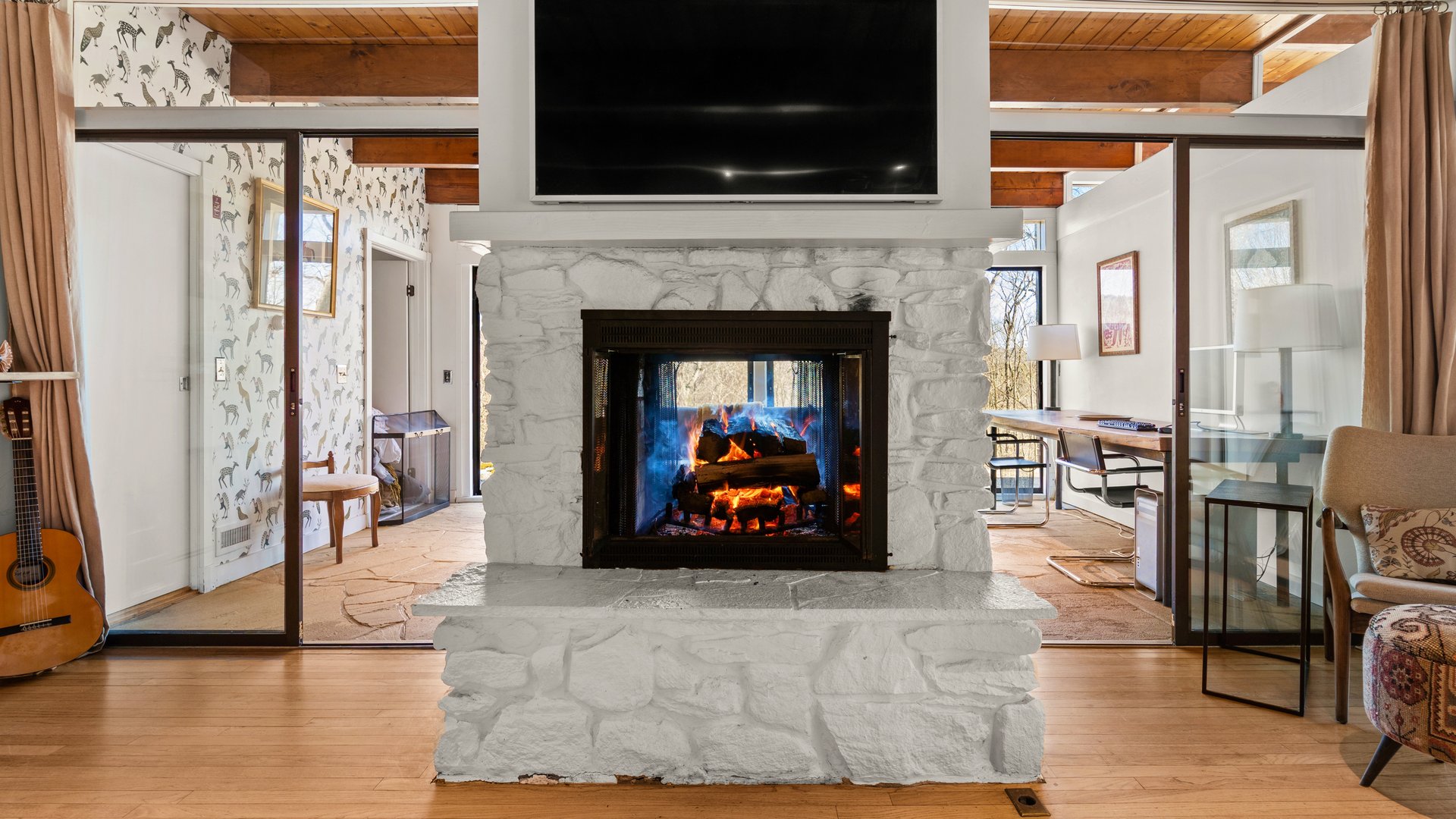 238 Hayes Hill Rd Photo 3