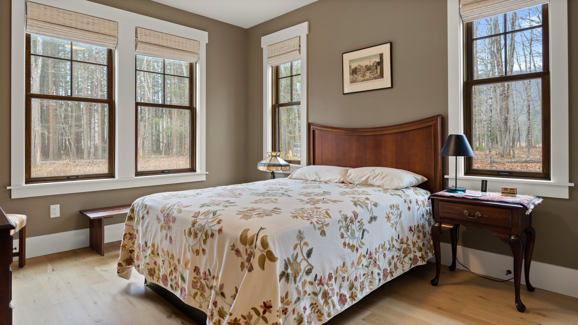 4 Old Colonial Rd Photo 5