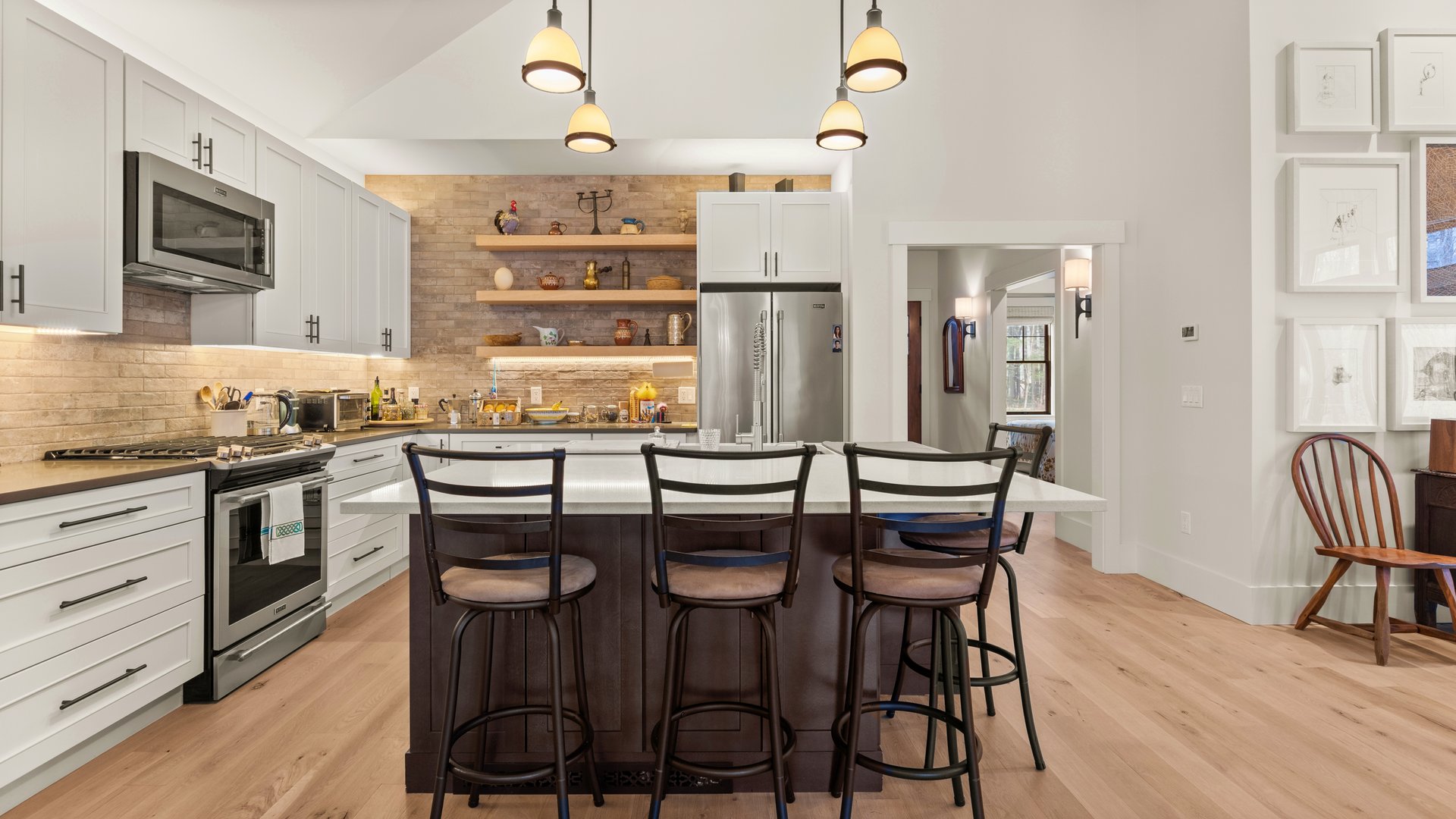 4 Old Colonial Rd Photo 9