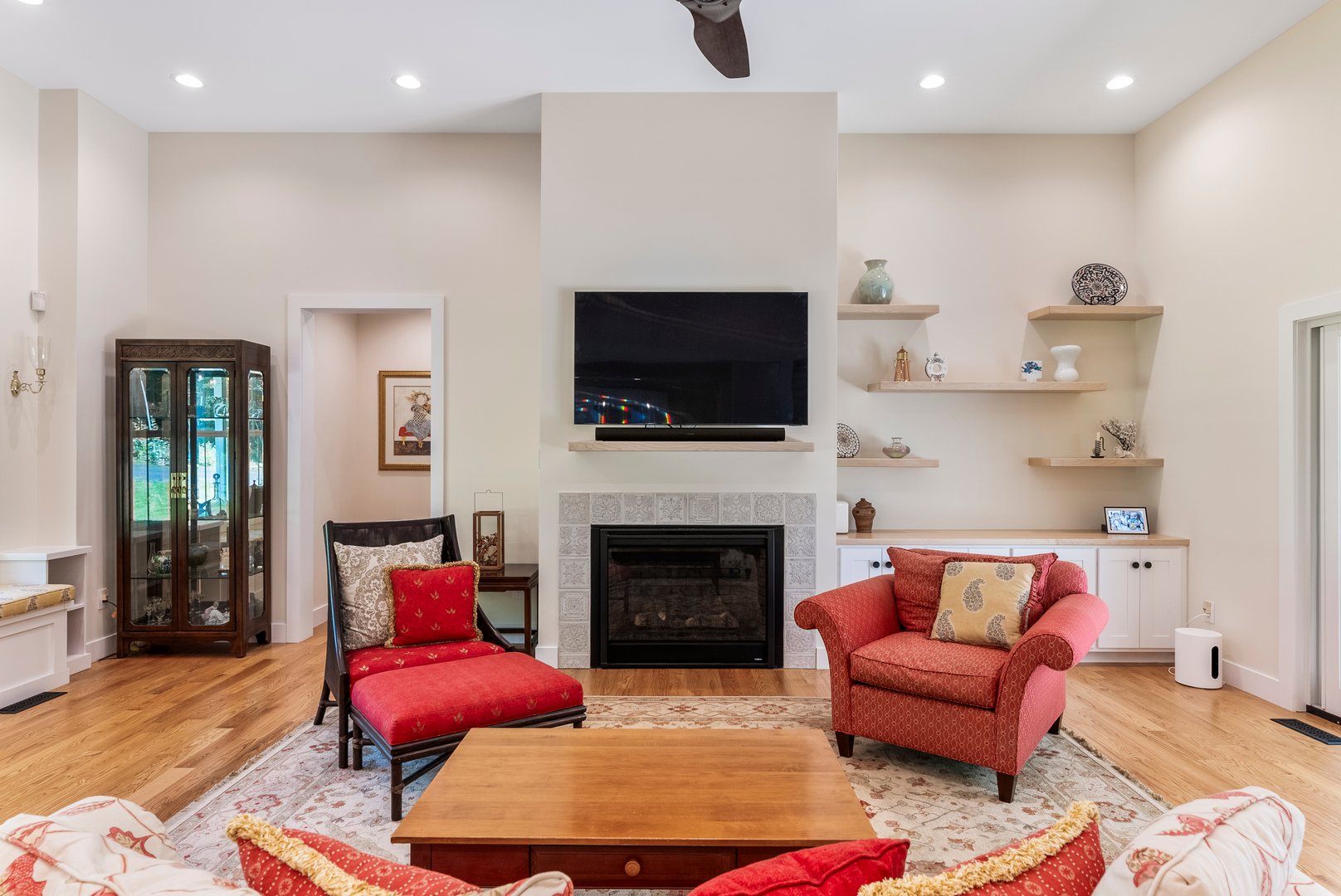 57 Henderson Road Photo 27