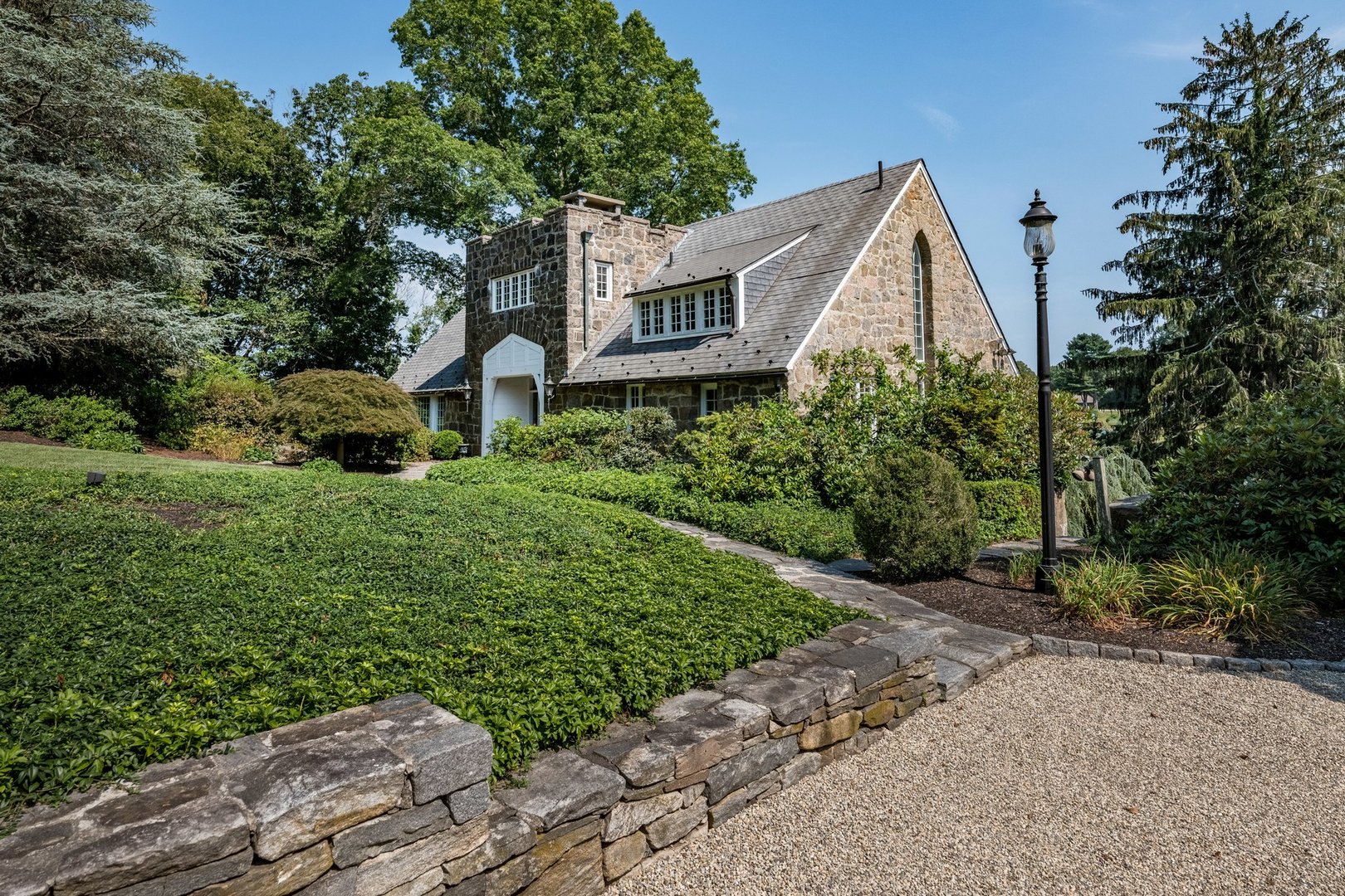 1 & 3 Neck Road Photo 35