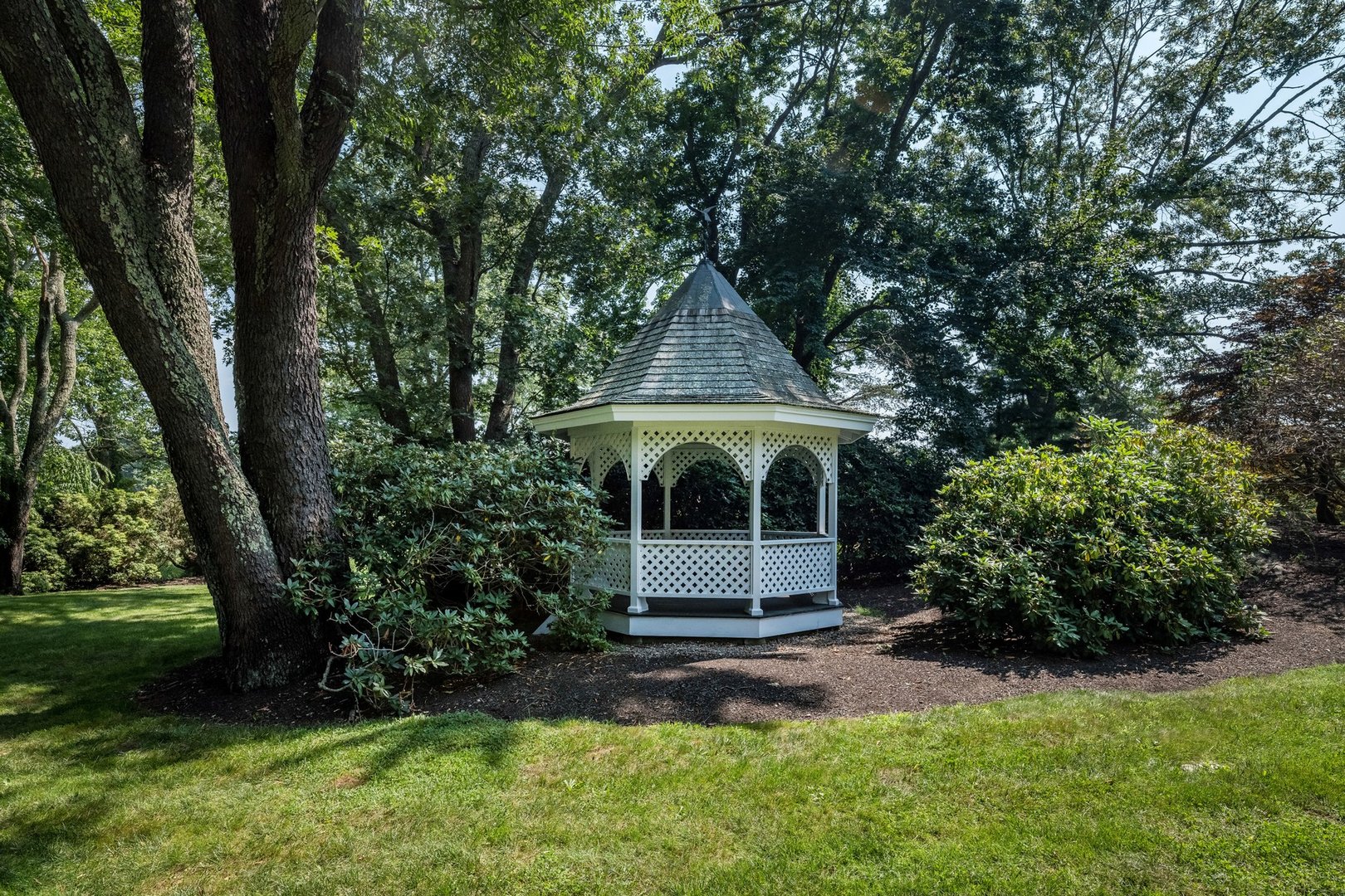 1 & 3 Neck Road Photo 36