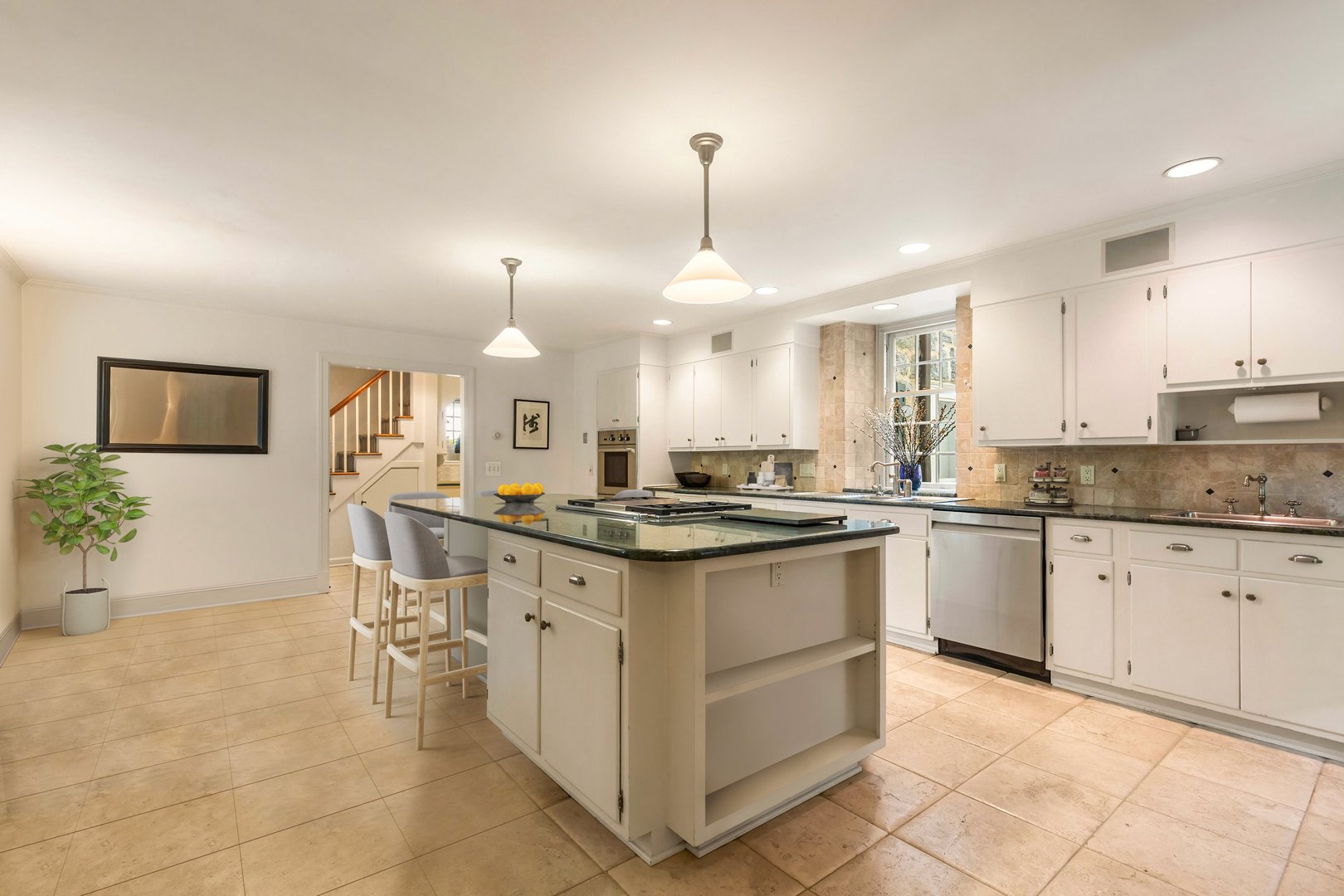 5 Belmont Drive Photo 13