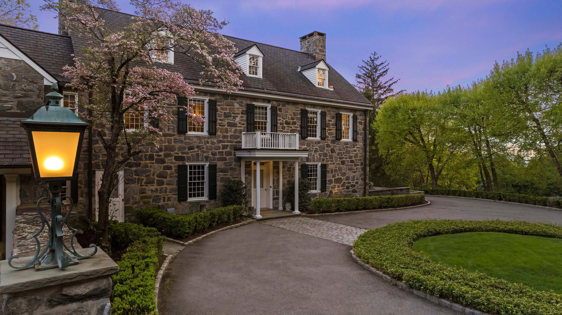 5 Belmont Drive Photo 28