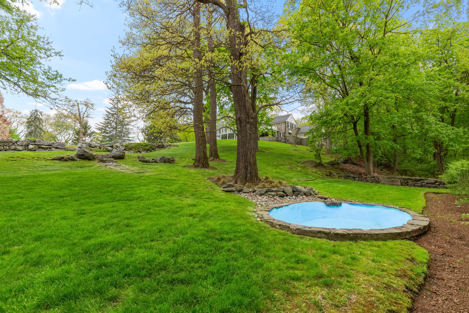 5 Belmont Drive Photo 33