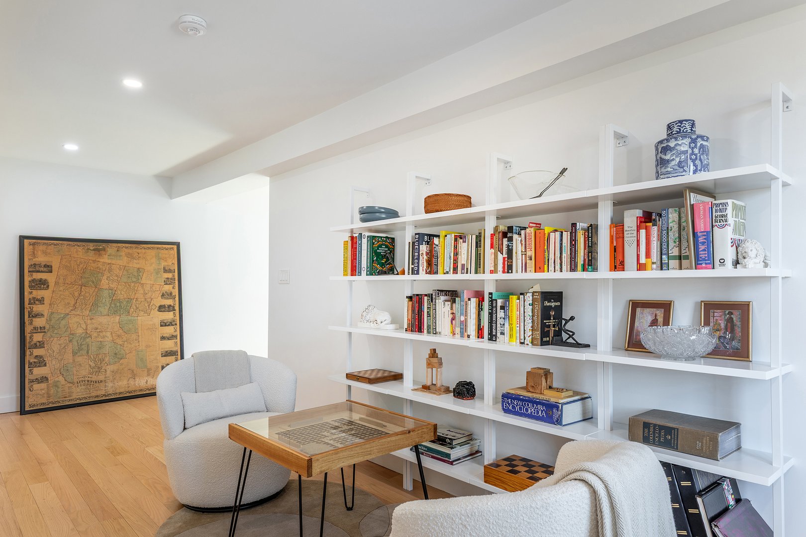 323 Wells Hill Road Photo 13