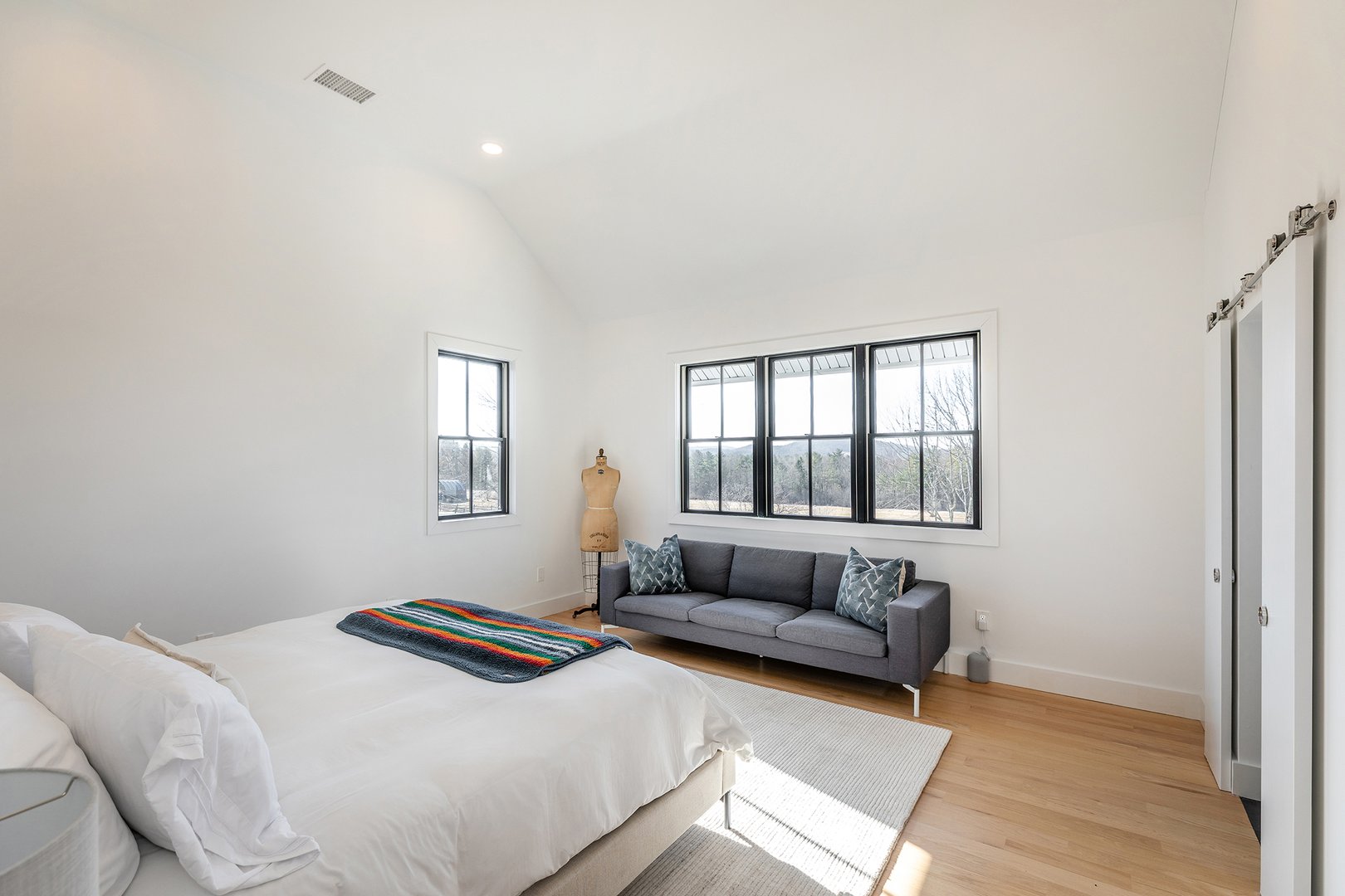 323 Wells Hill Road Photo 20