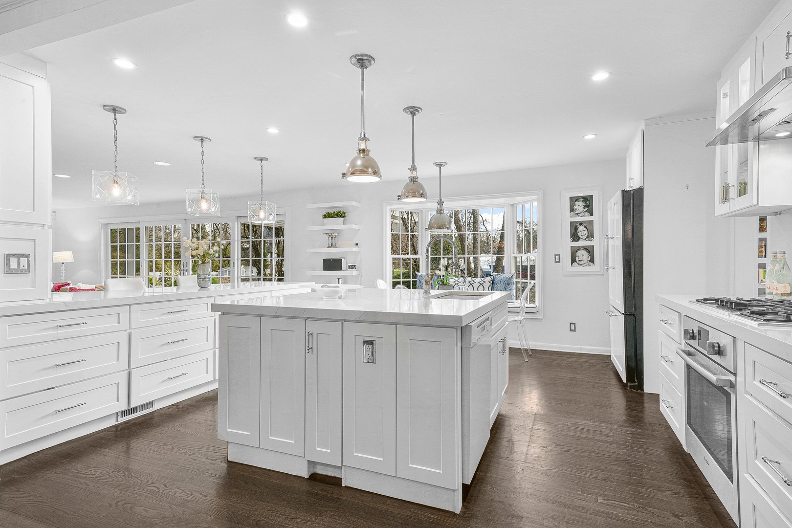 705 The Crescent Photo 11