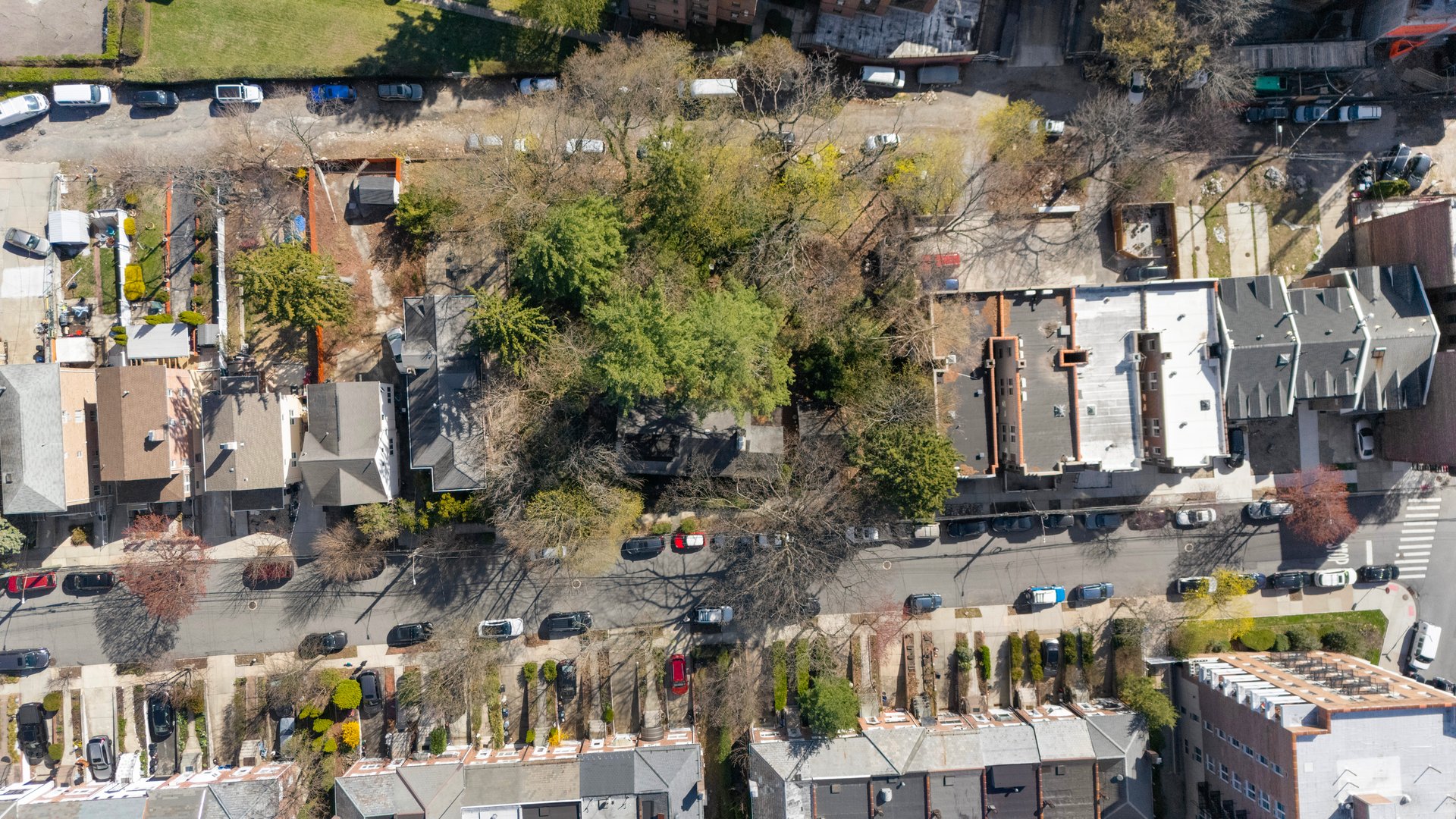 5122 Post Road Photo 8