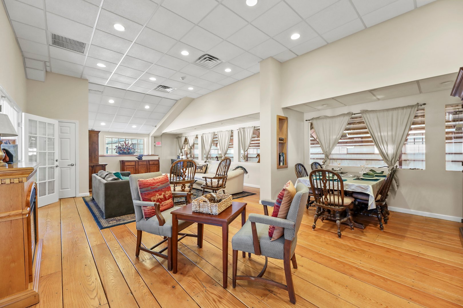 802 State Rd Photo 12