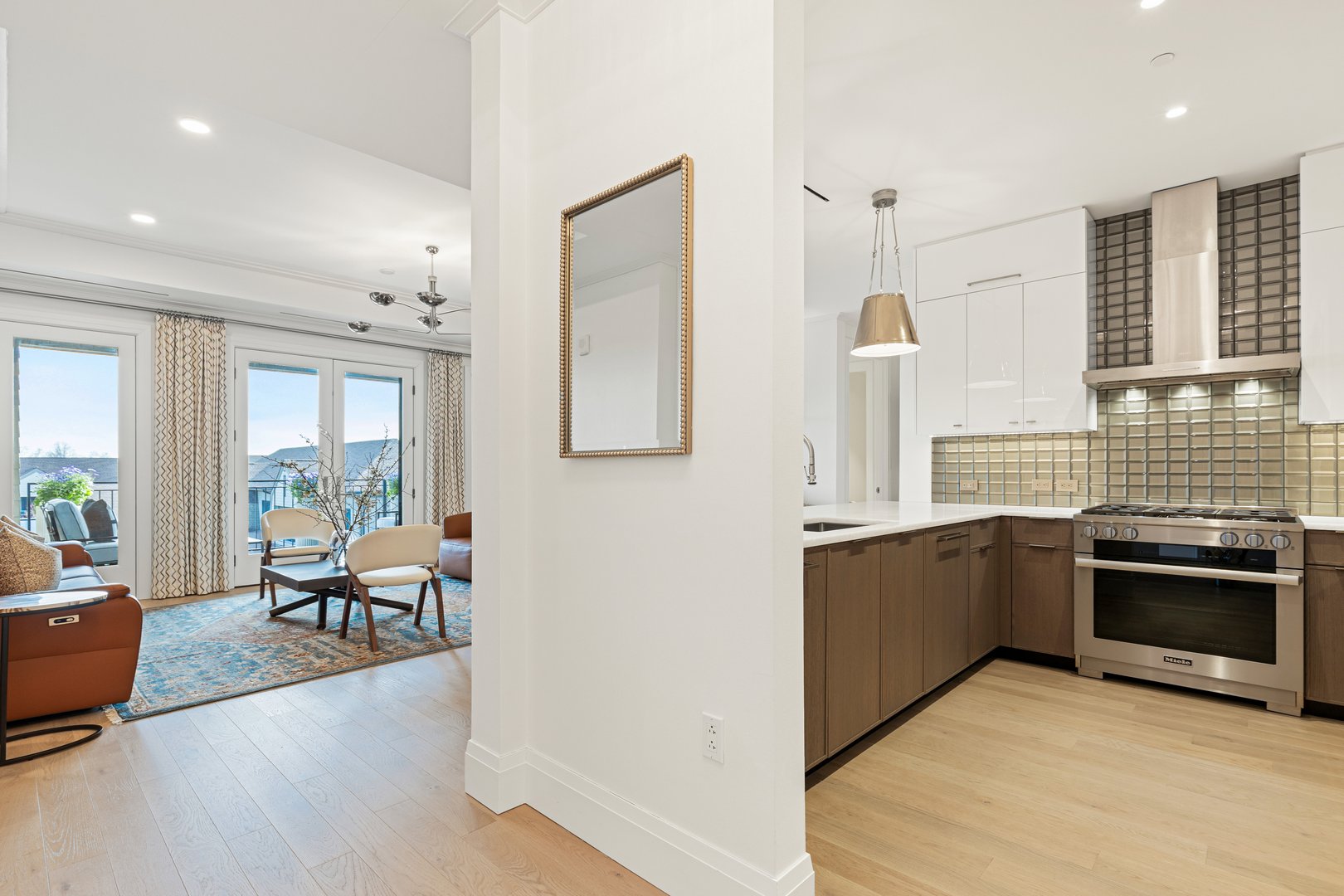 120 Old Post Road  #E305 Photo 4