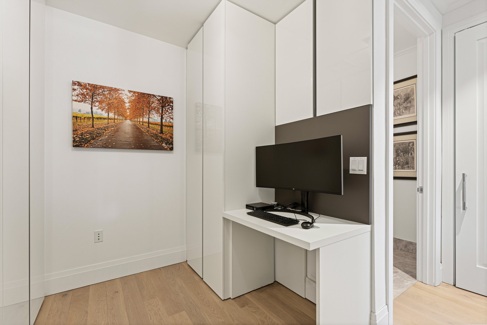 120 Old Post Road  #E305 Photo 20