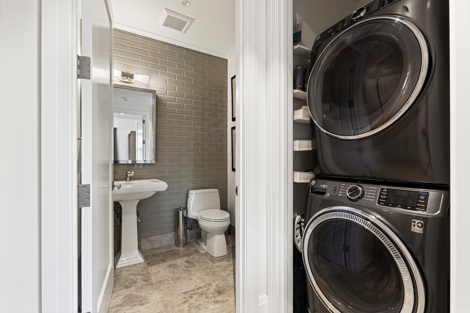 120 Old Post Road  #E305 Photo 21