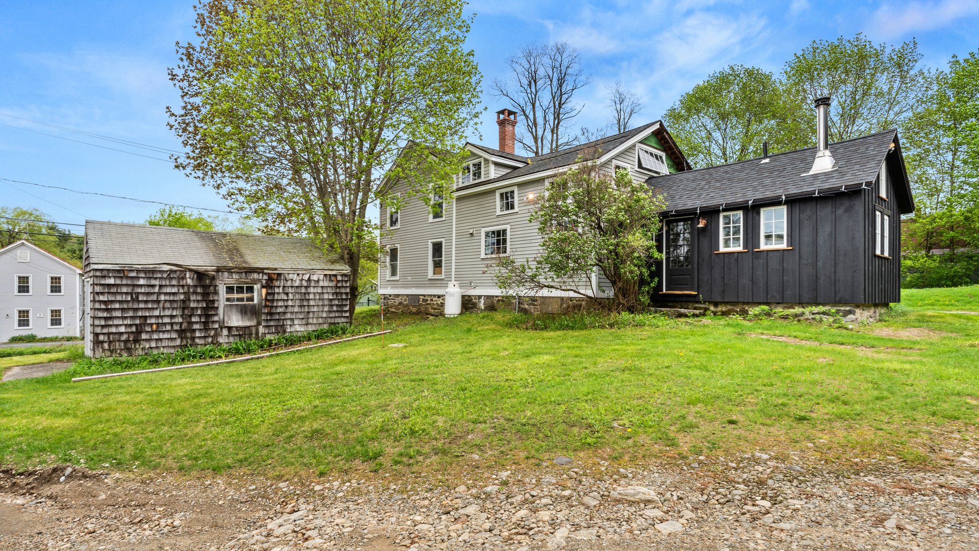 32 S Main Rd Photo 1