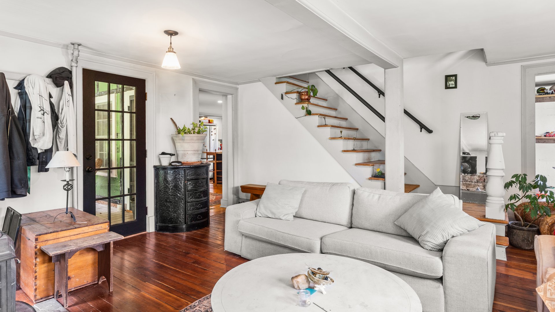 32 S Main Rd Photo 7