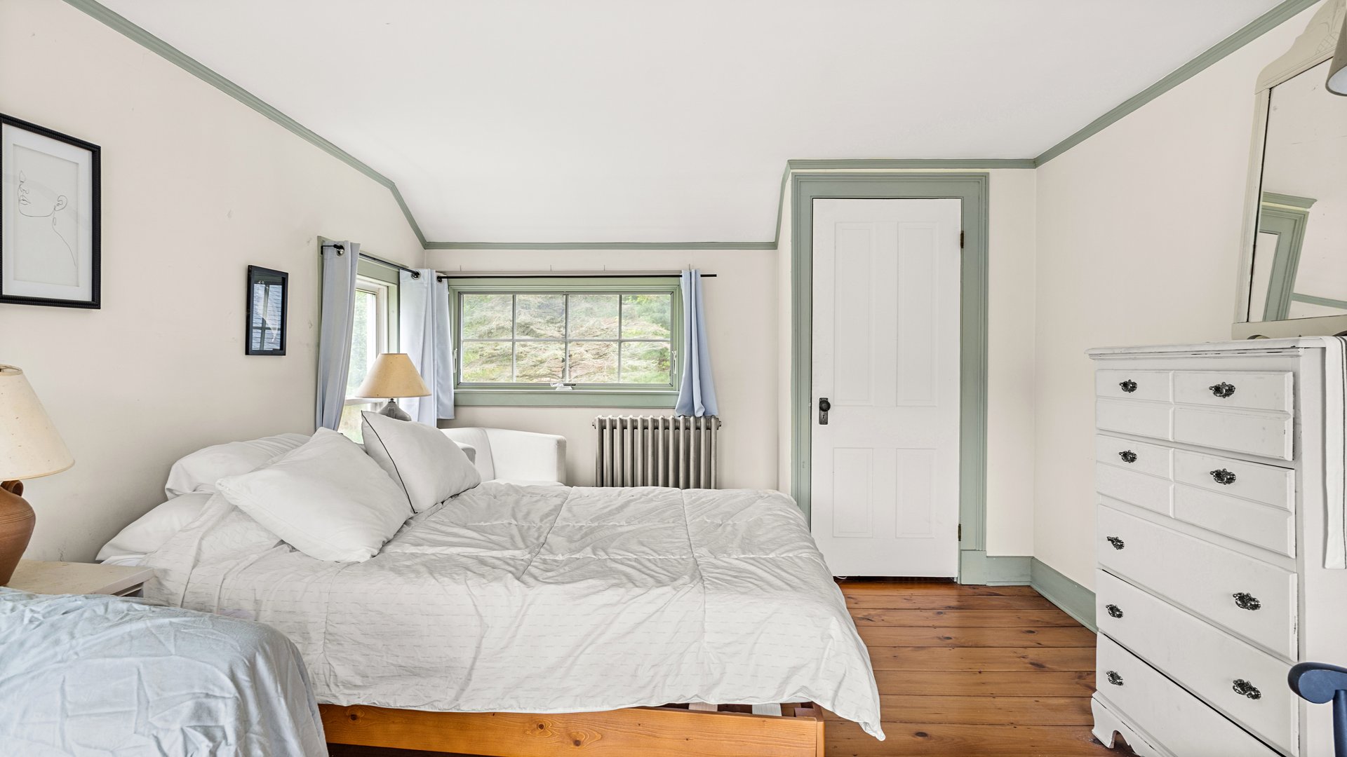 32 S Main Rd Photo 11