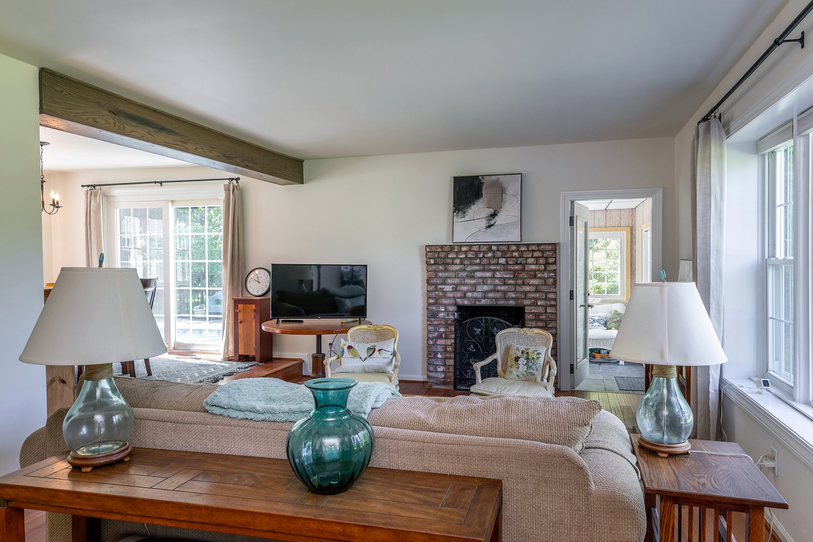 286 South Street Photo 8