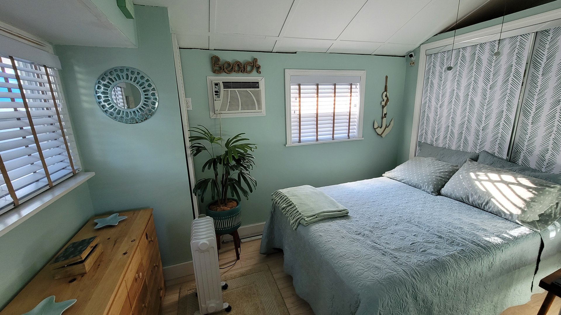 7 Third Street Photo 6