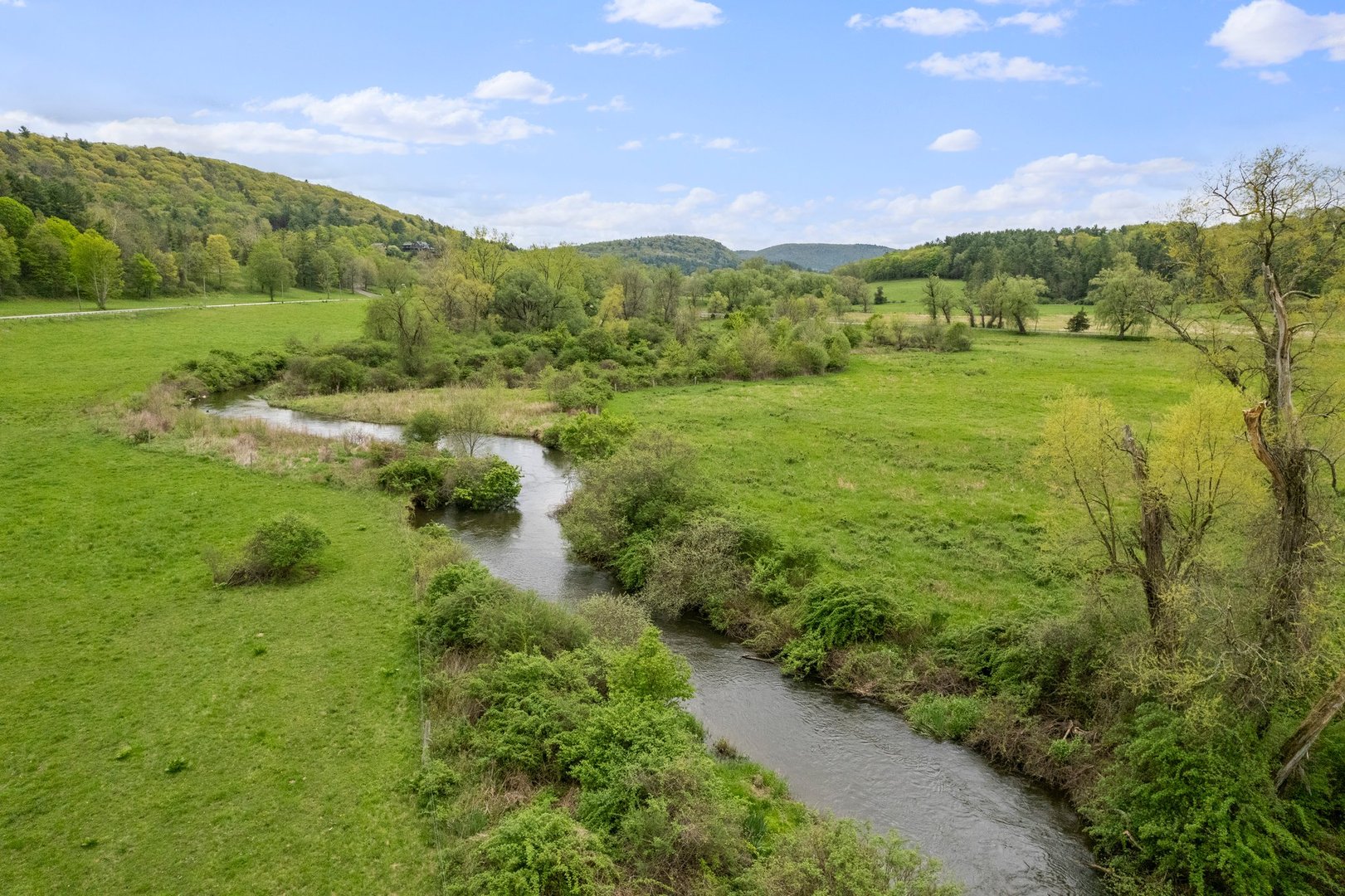 278 And 282 Farnum Road Photo 4