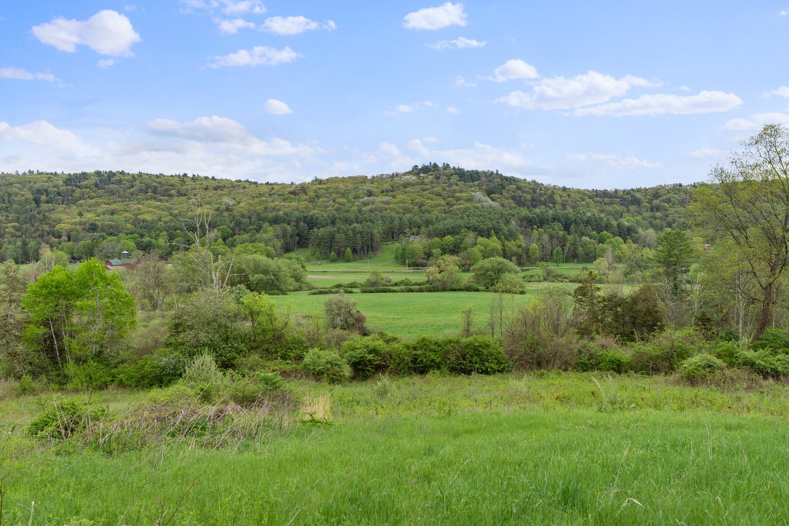 278 And 282 Farnum Road Photo 18