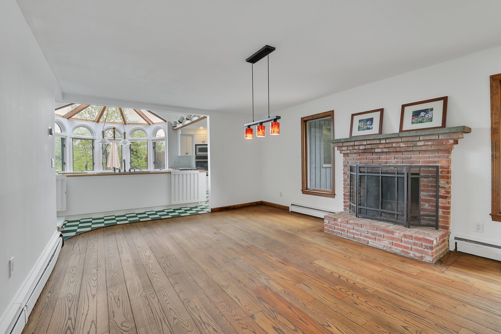 89 East Street Photo 4