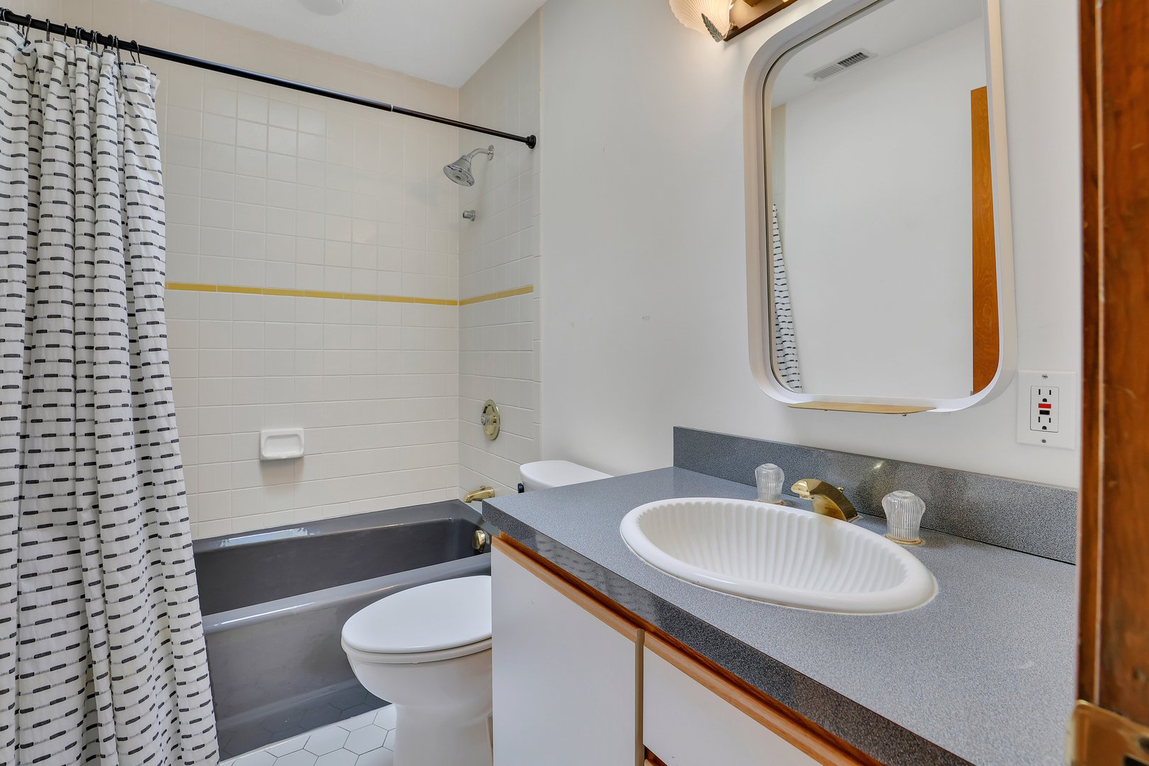 89 East Street Photo 27