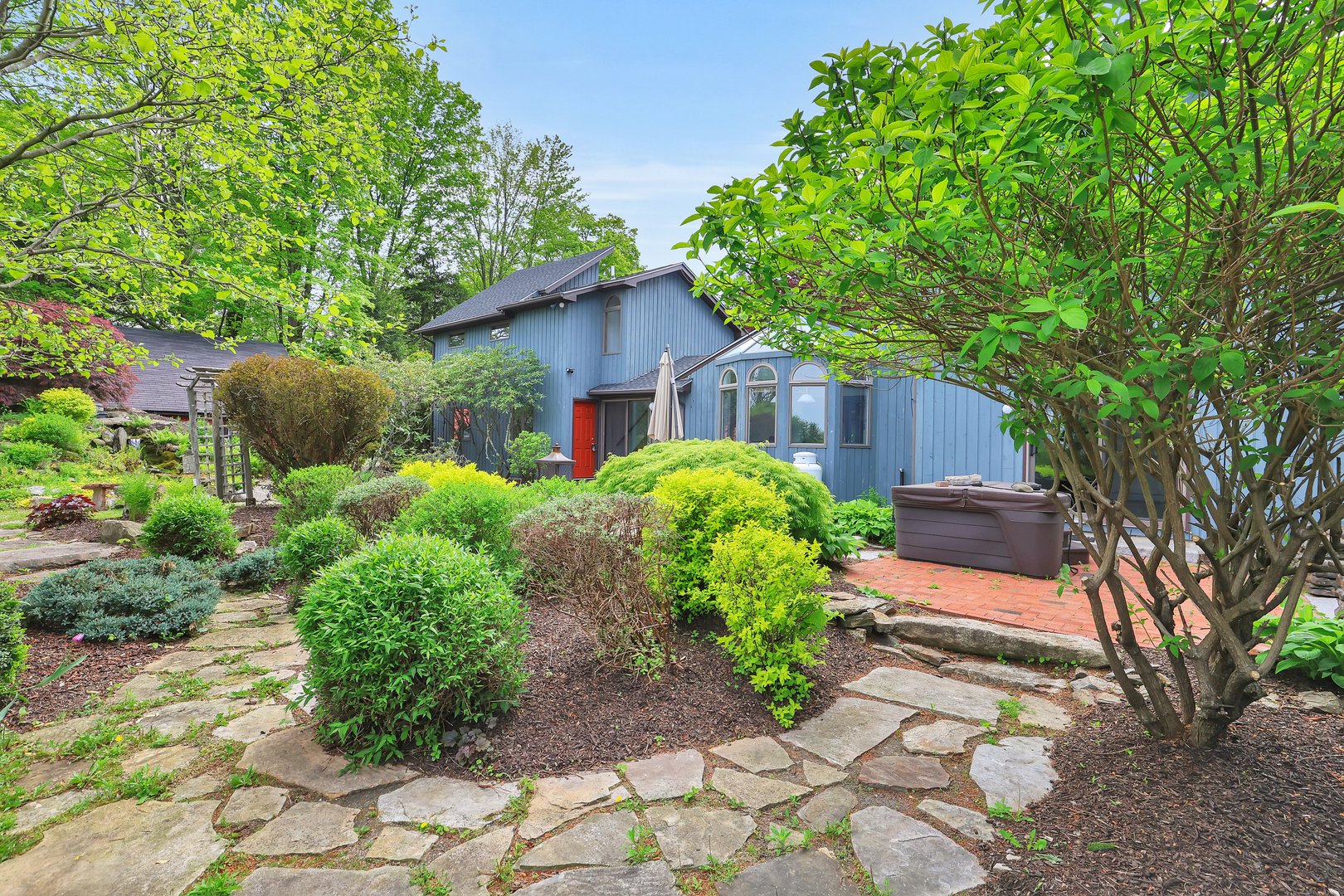 89 East Street Photo 34