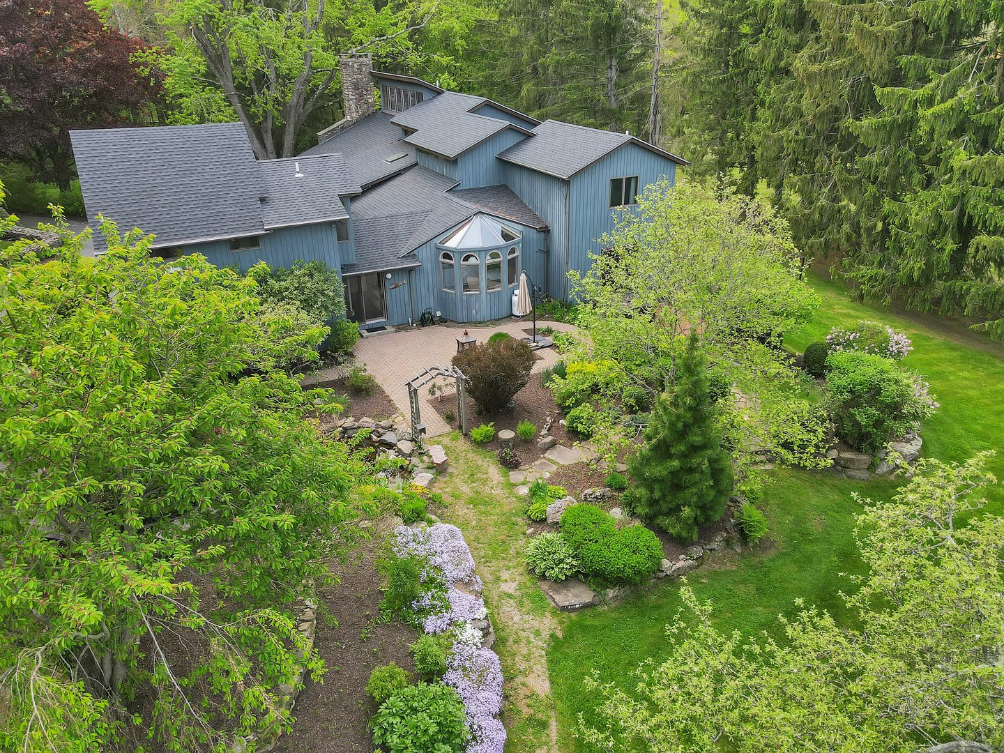 89 East Street Photo 38