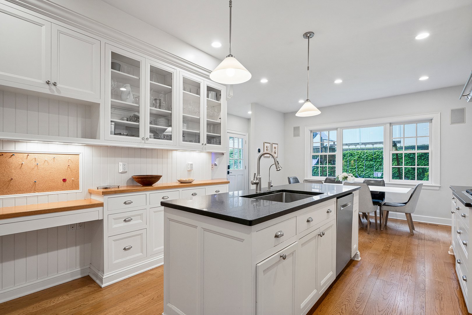 34 Edgewood Avenue Photo 21