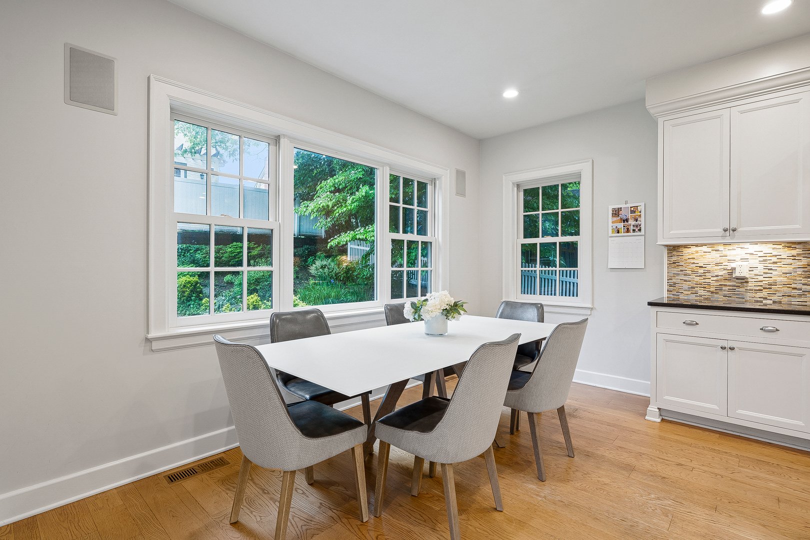 34 Edgewood Avenue Photo 24