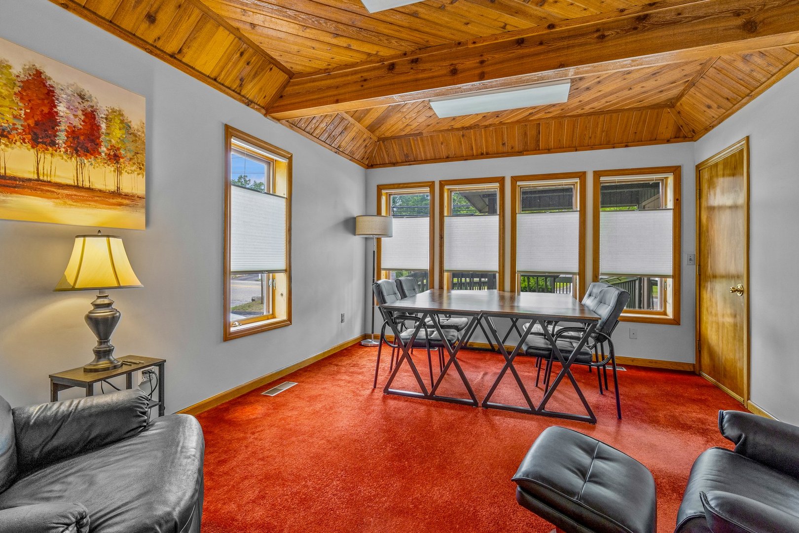 200 West Town Street Photo 9