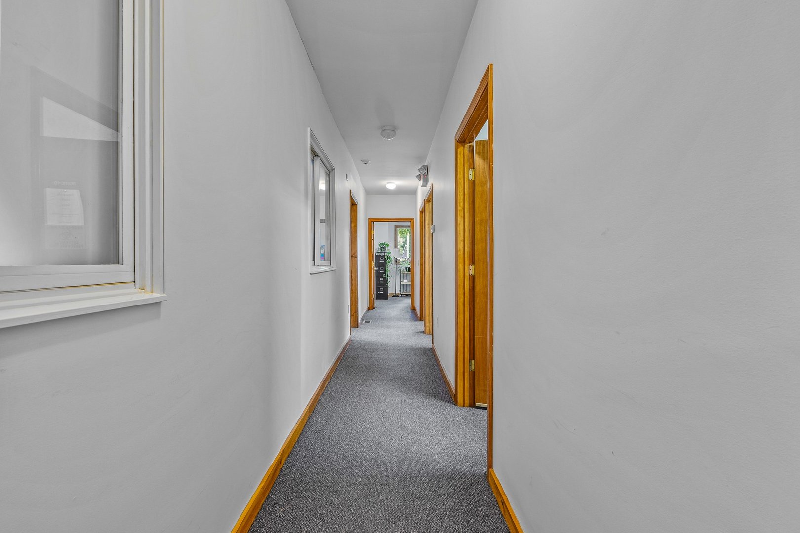 200 West Town Street Photo 10