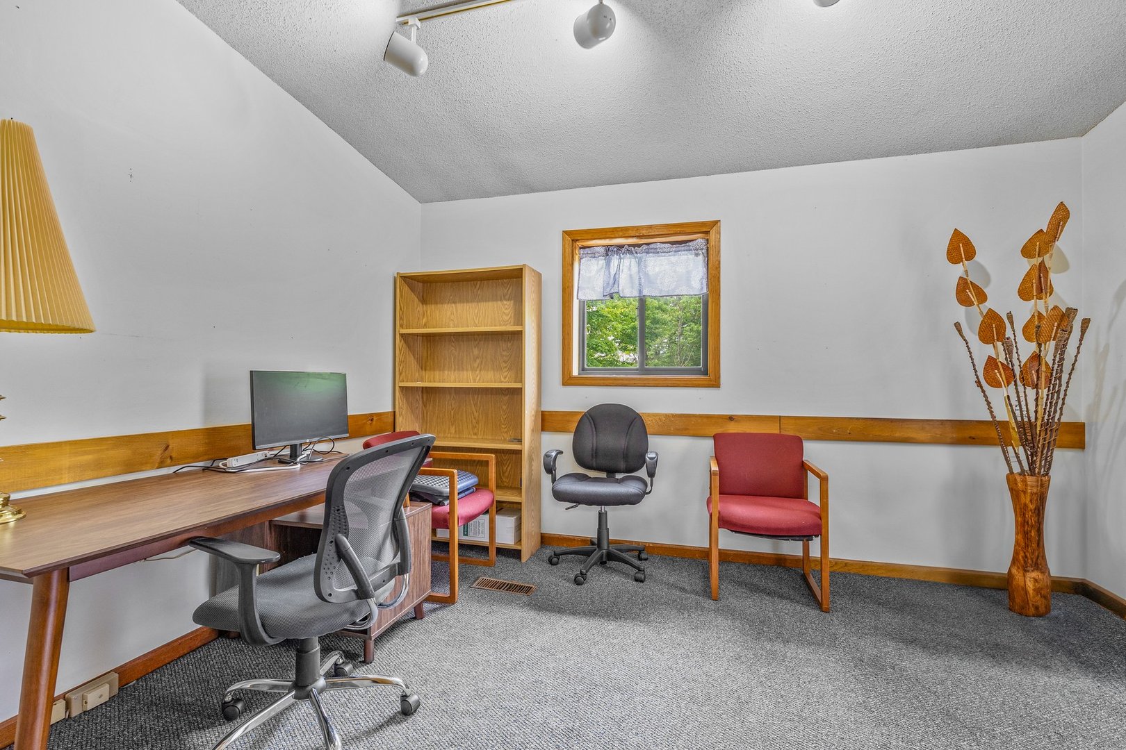 200 West Town Street Photo 15