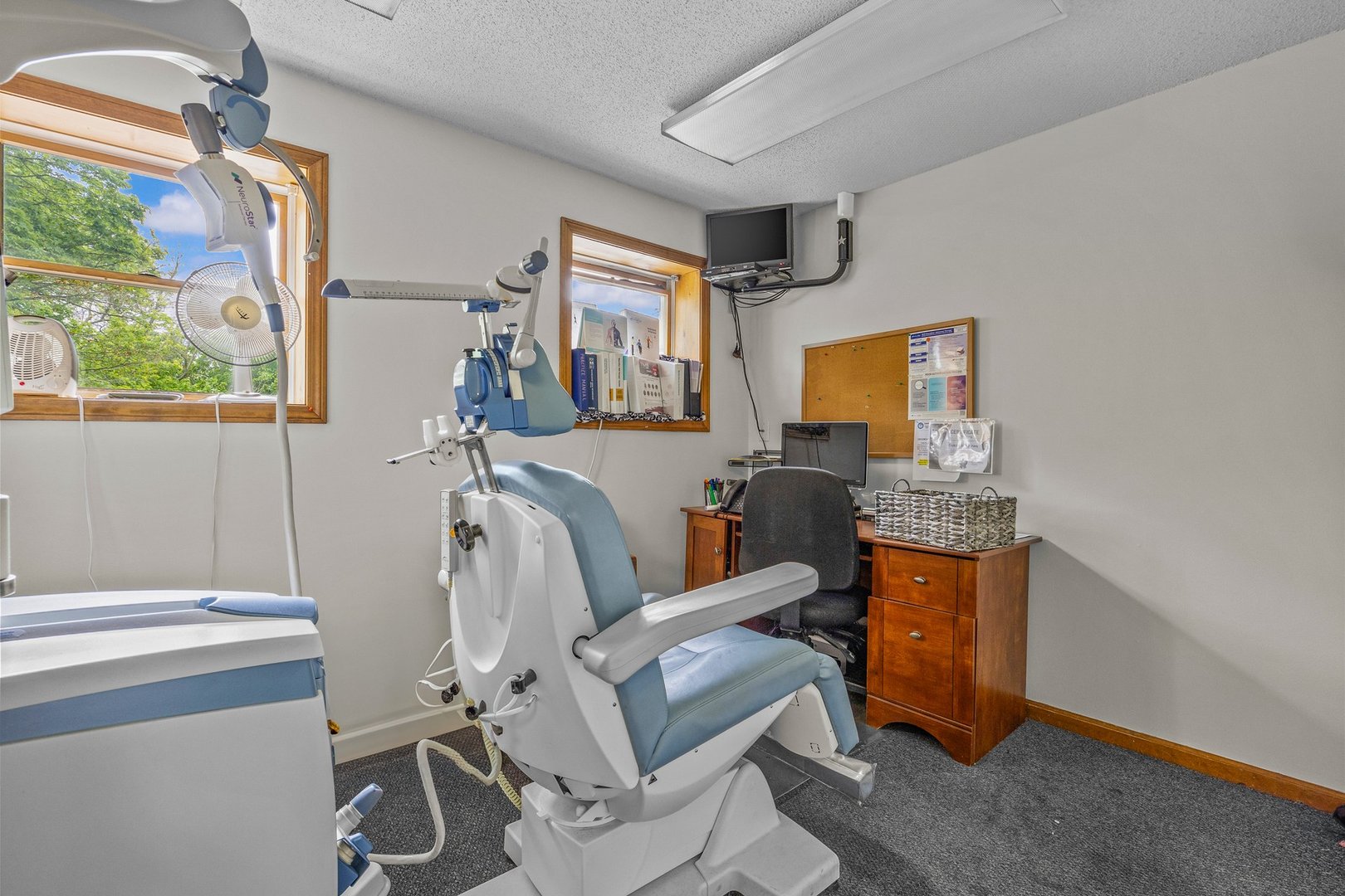 200 West Town Street Photo 25