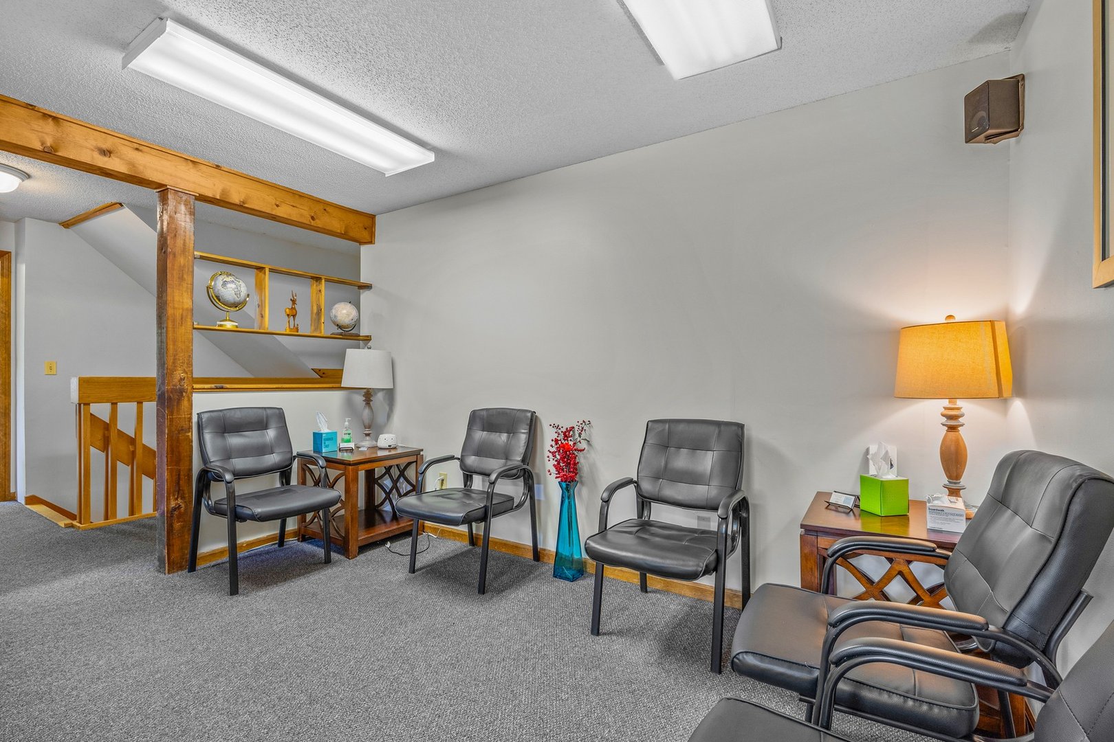 200 West Town Street Photo 32