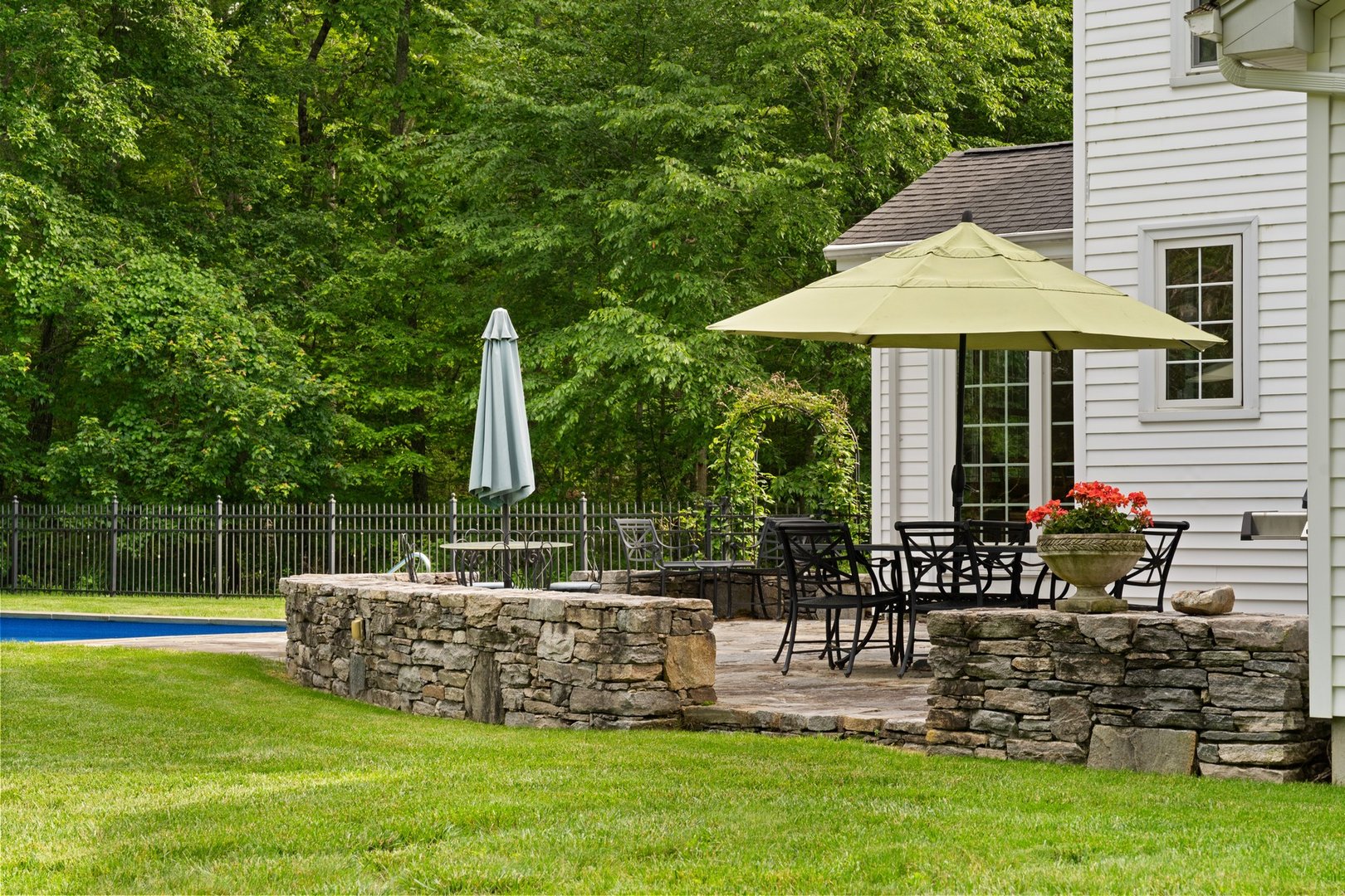 153 Mitchell Hill Road Photo 5