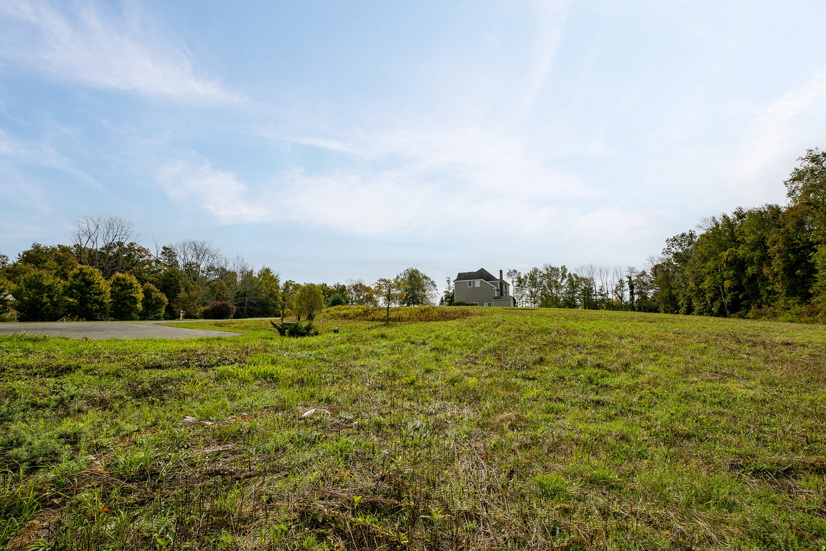 14 Meadowcrest Drive North Photo 8