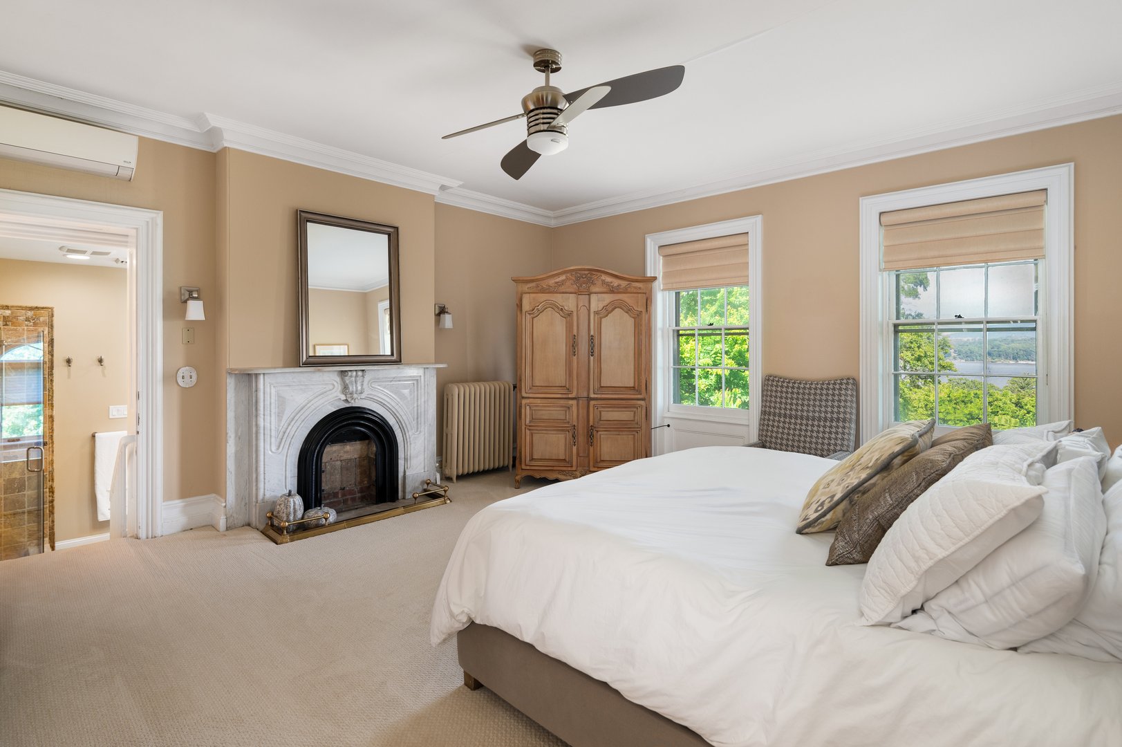 560 Grand Avenue Photo 23