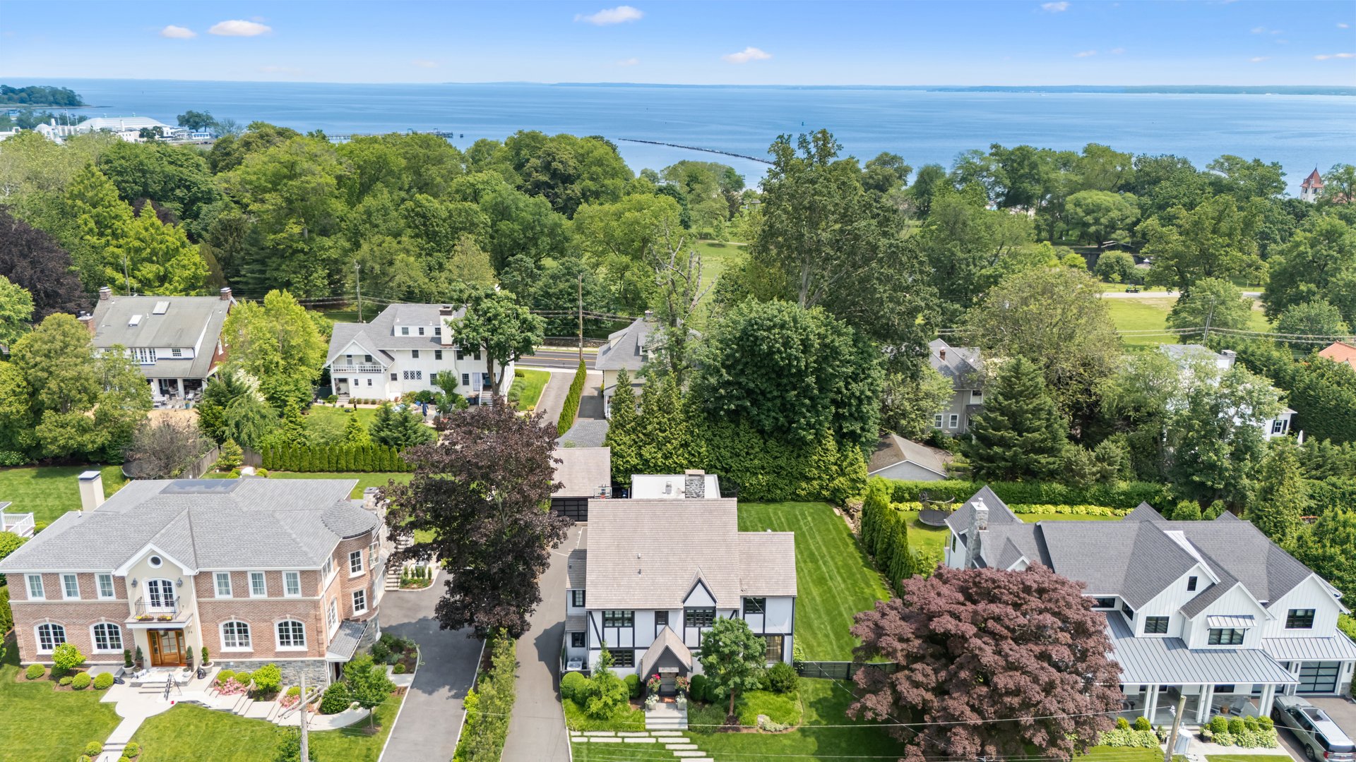 35 Halsted Place Photo 37