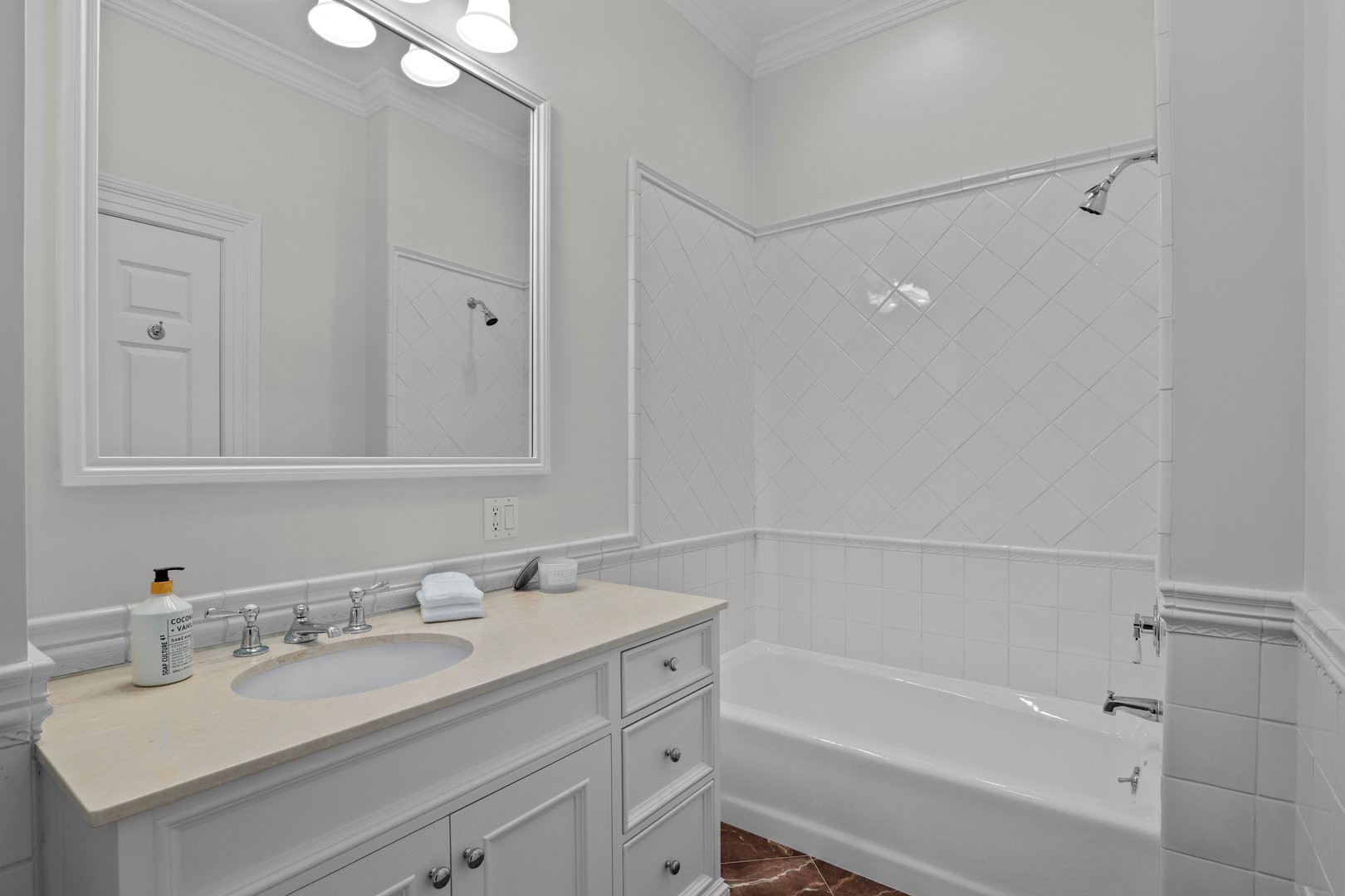 17 Cooper Road Photo 17