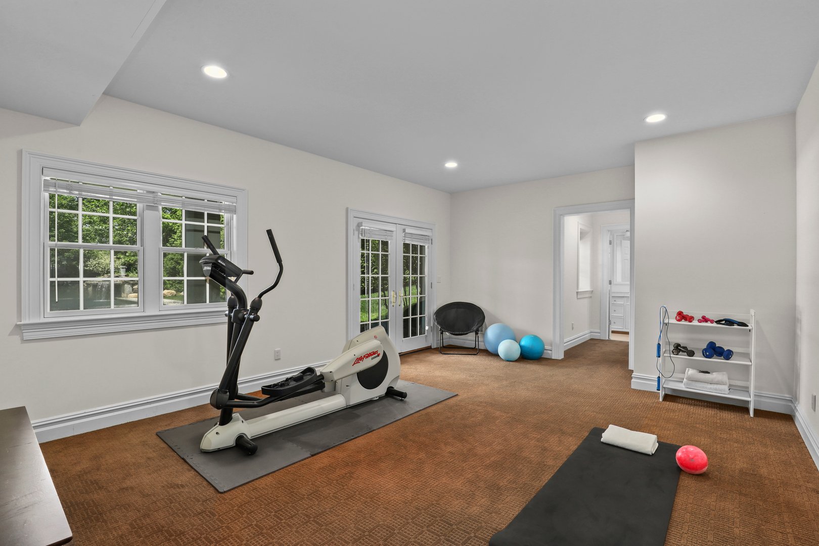 17 Cooper Road Photo 32