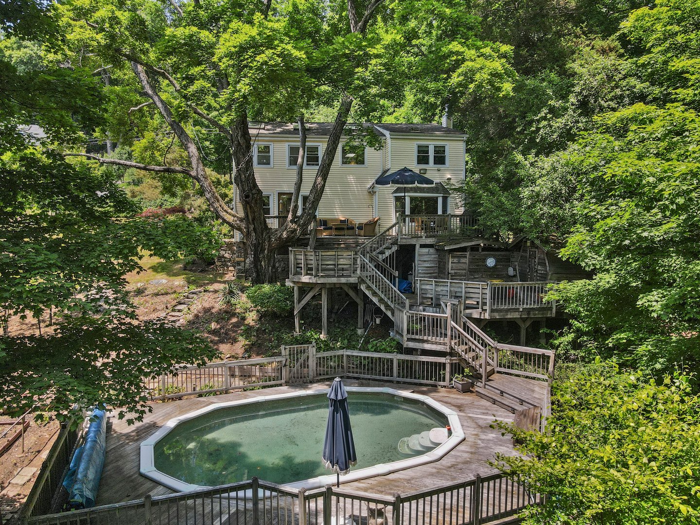 3841 Indian Hill Road Photo 3